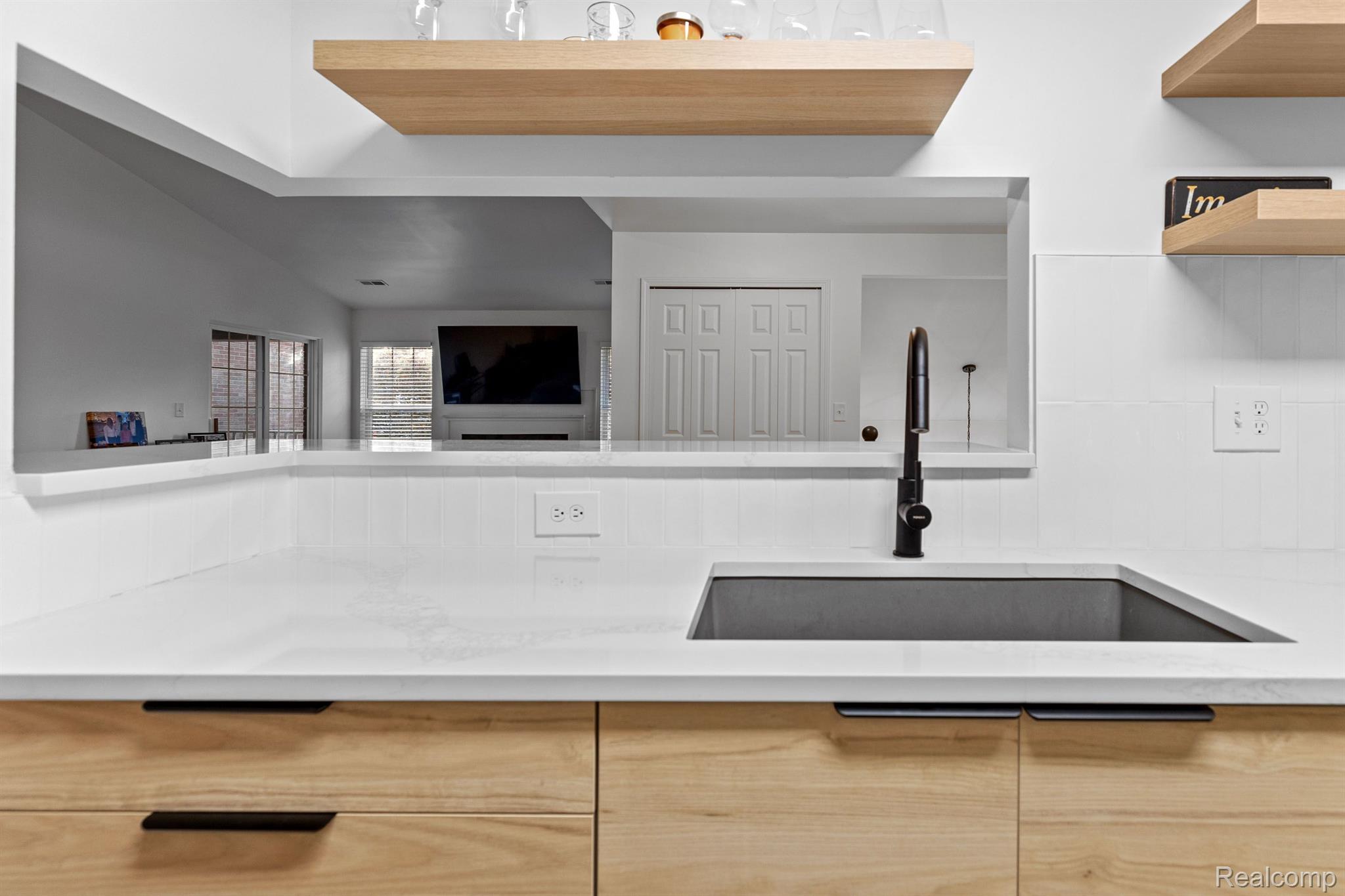 3593 TREMONTE Circle N