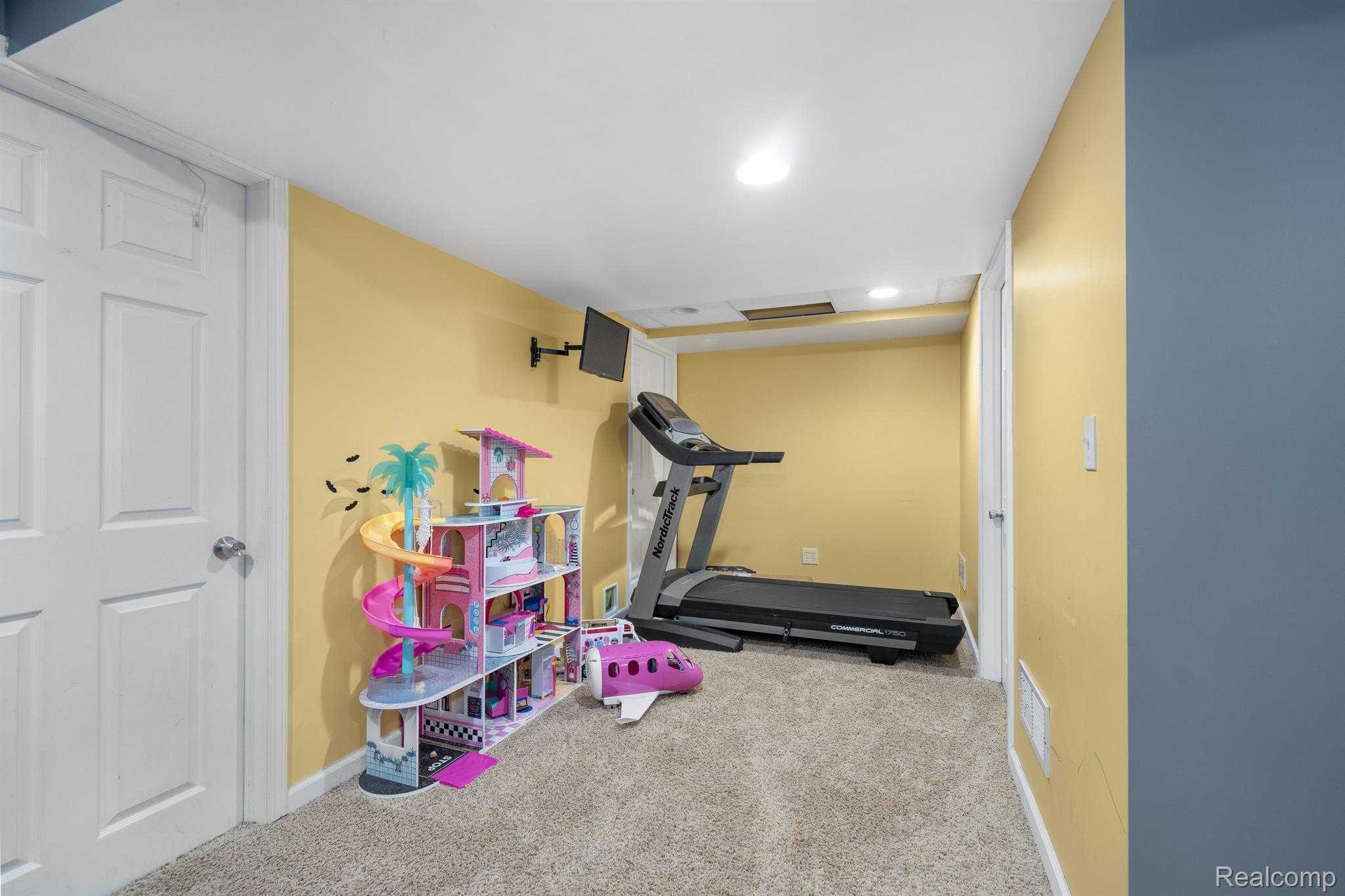 1193 QUAIL RIDGE Drive