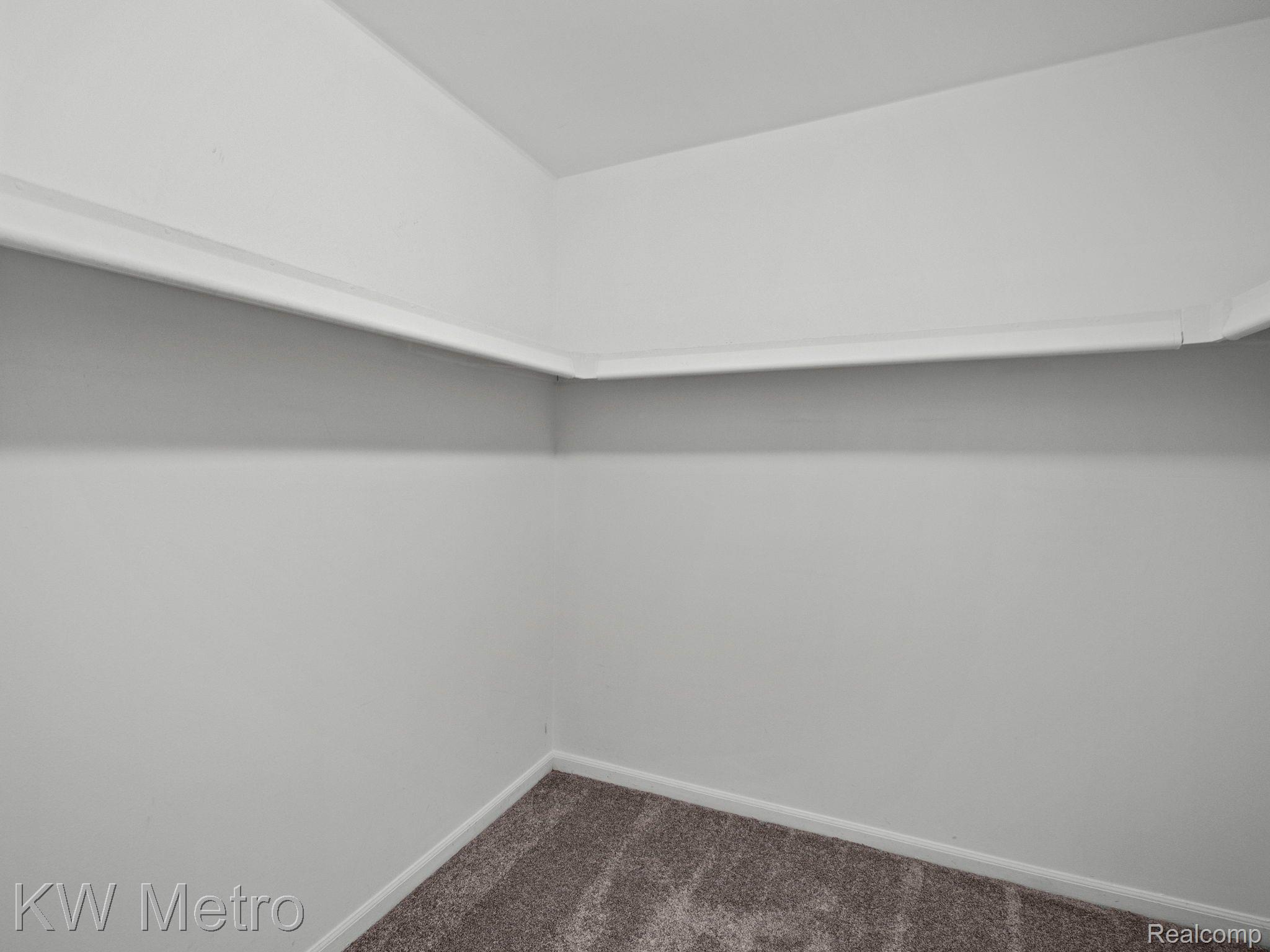 23823 VILLAGE HOUSE Drive S 6B