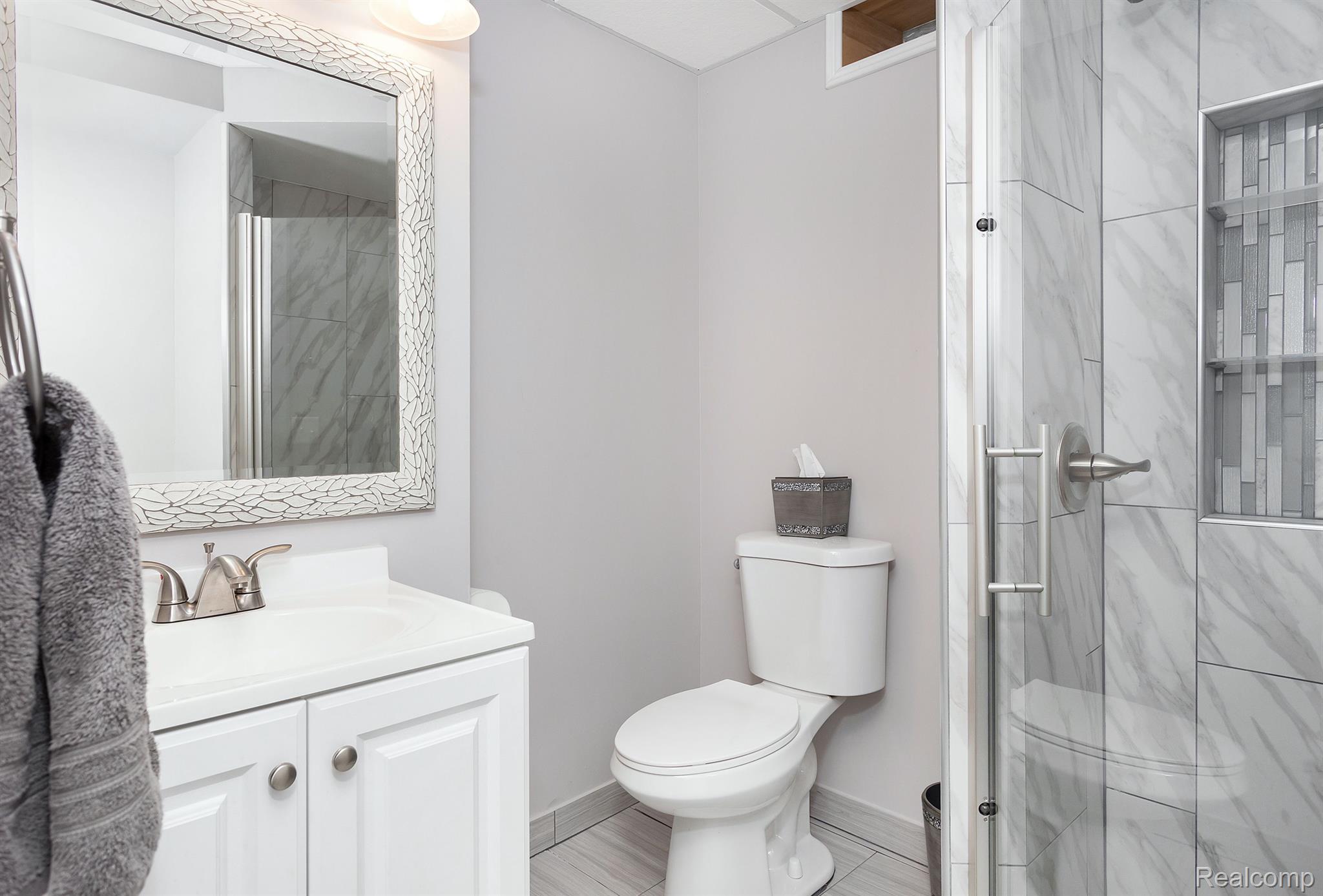 10255 BASSETT Street