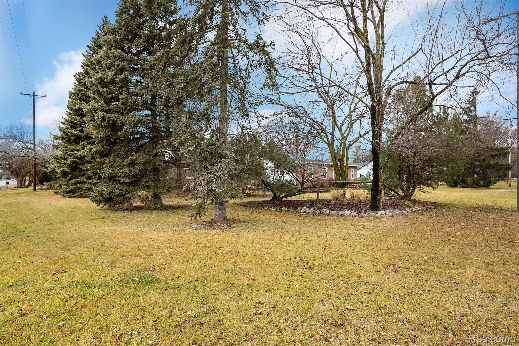 10255 BASSETT Street