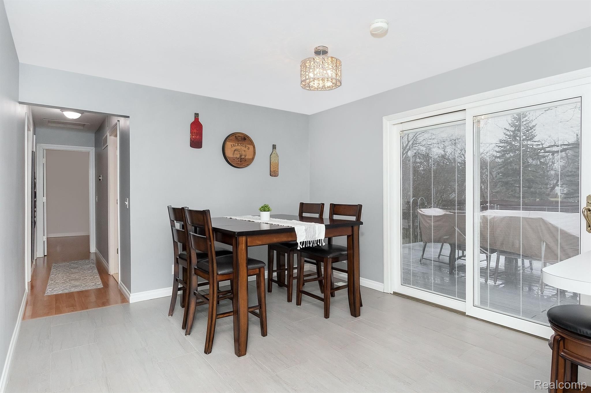 10255 BASSETT Street