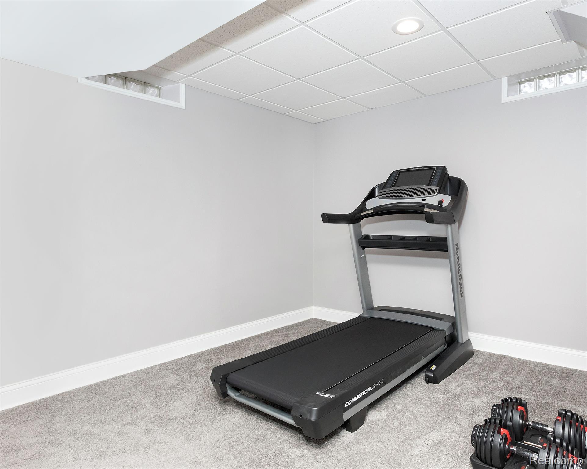 10255 BASSETT Street