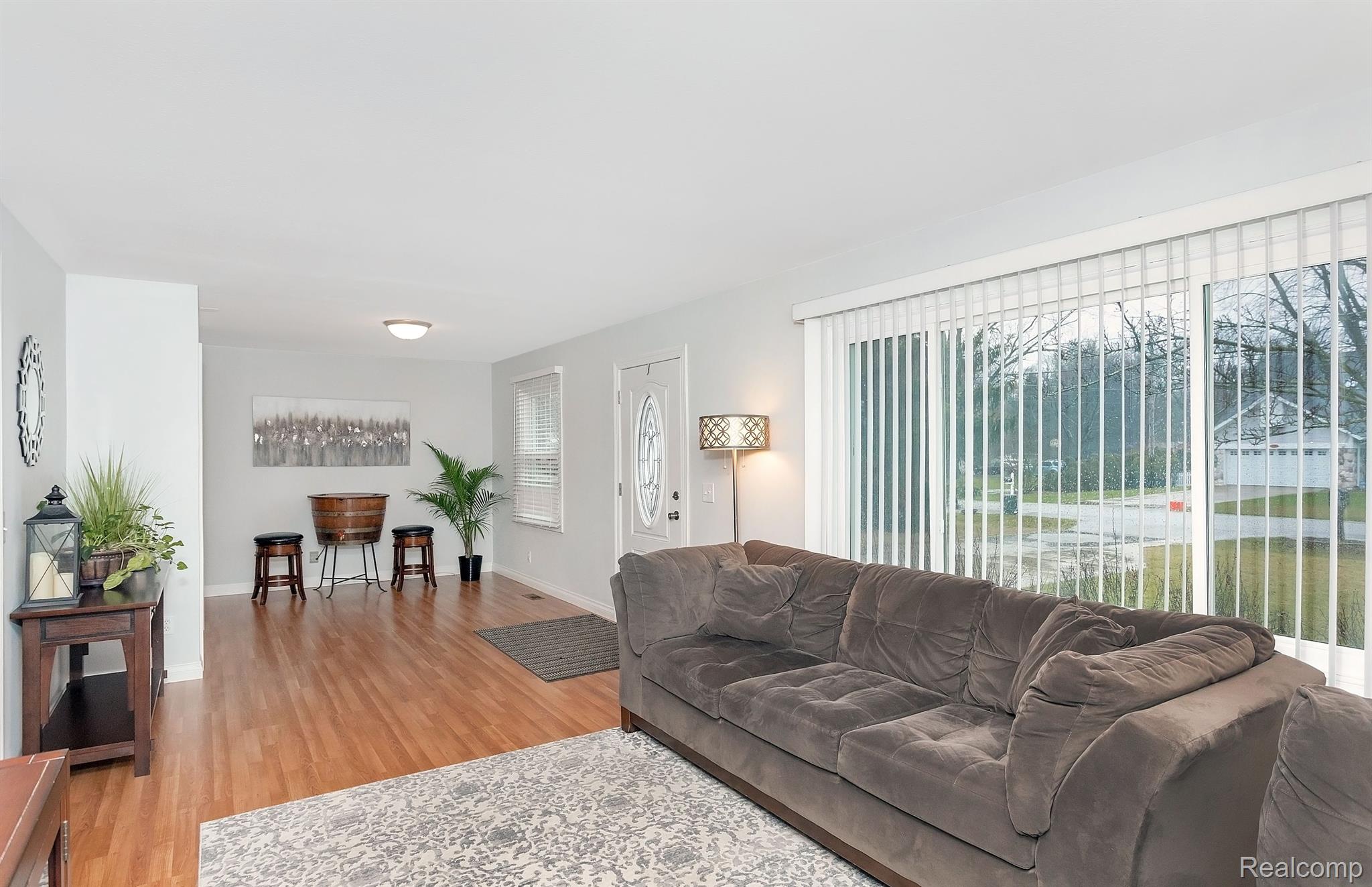 10255 BASSETT Street