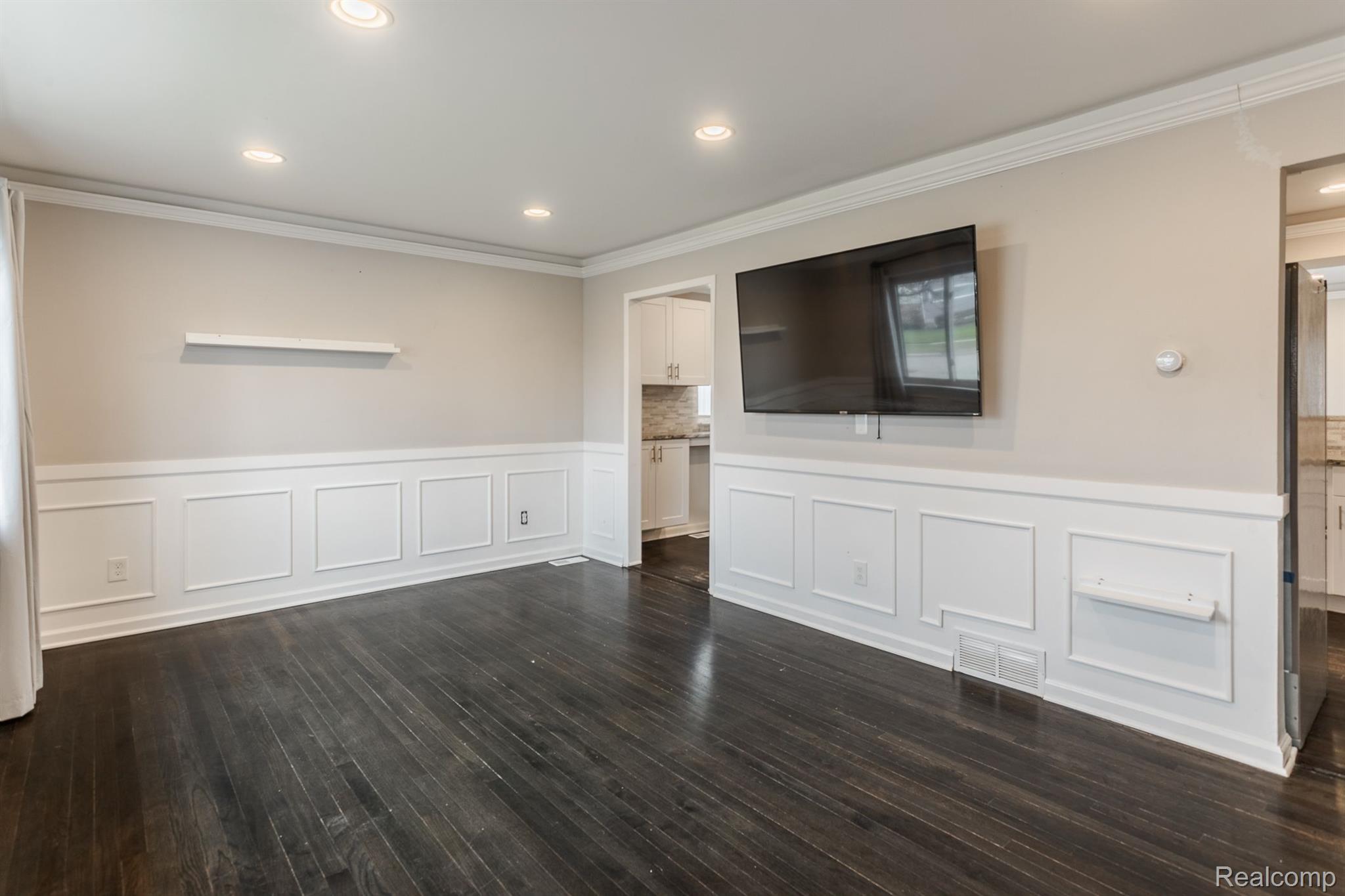 11928 SORRENTO Boulevard