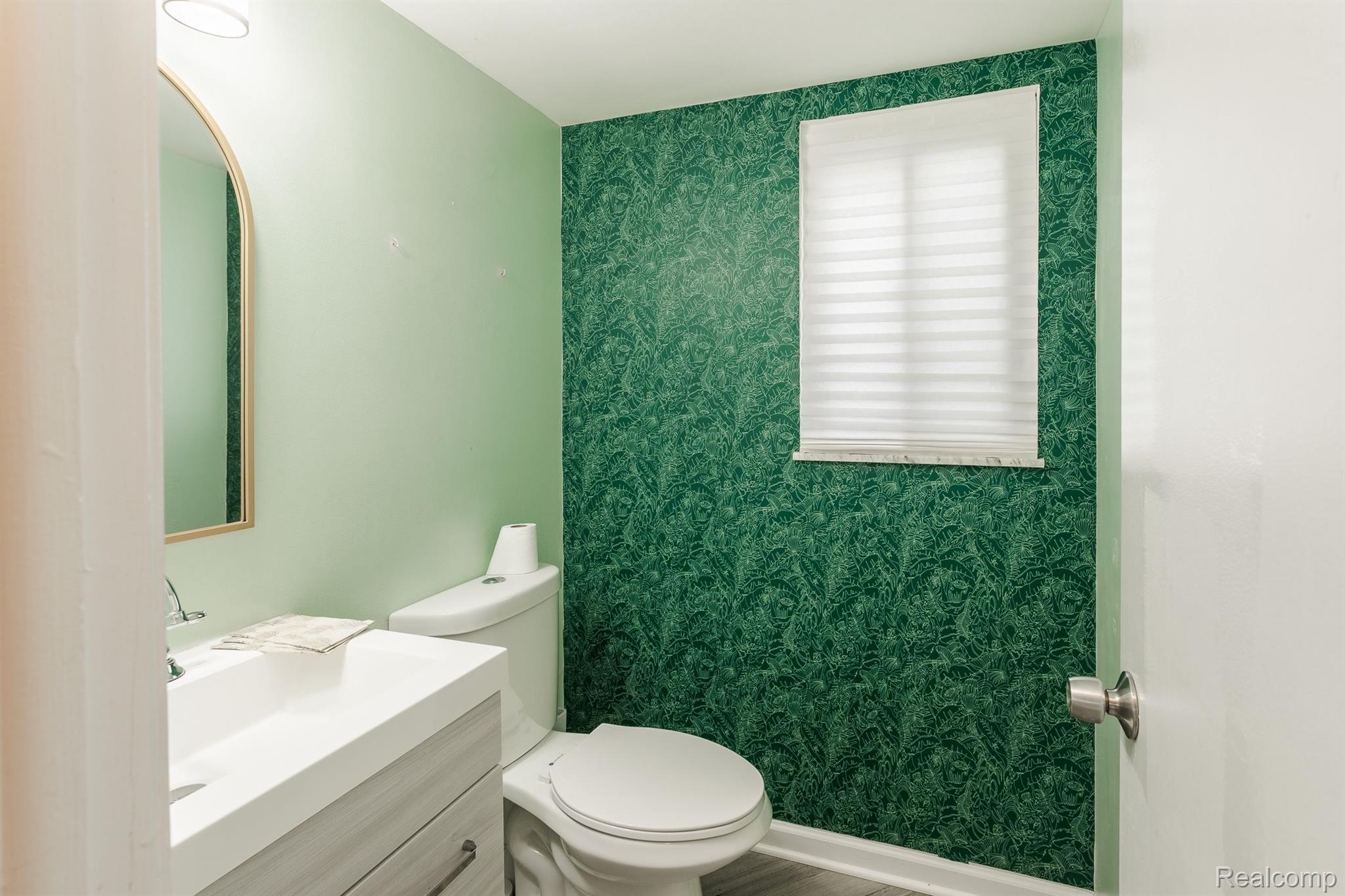 11928 SORRENTO Boulevard