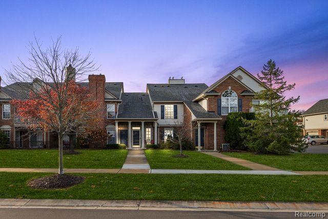 3553 OAKMONTE Boulevard