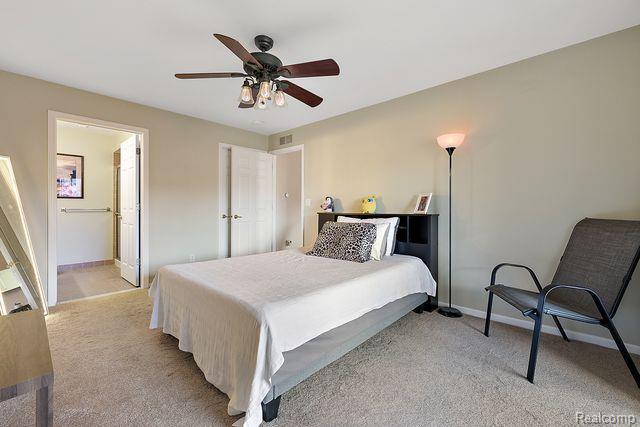 3553 OAKMONTE Boulevard