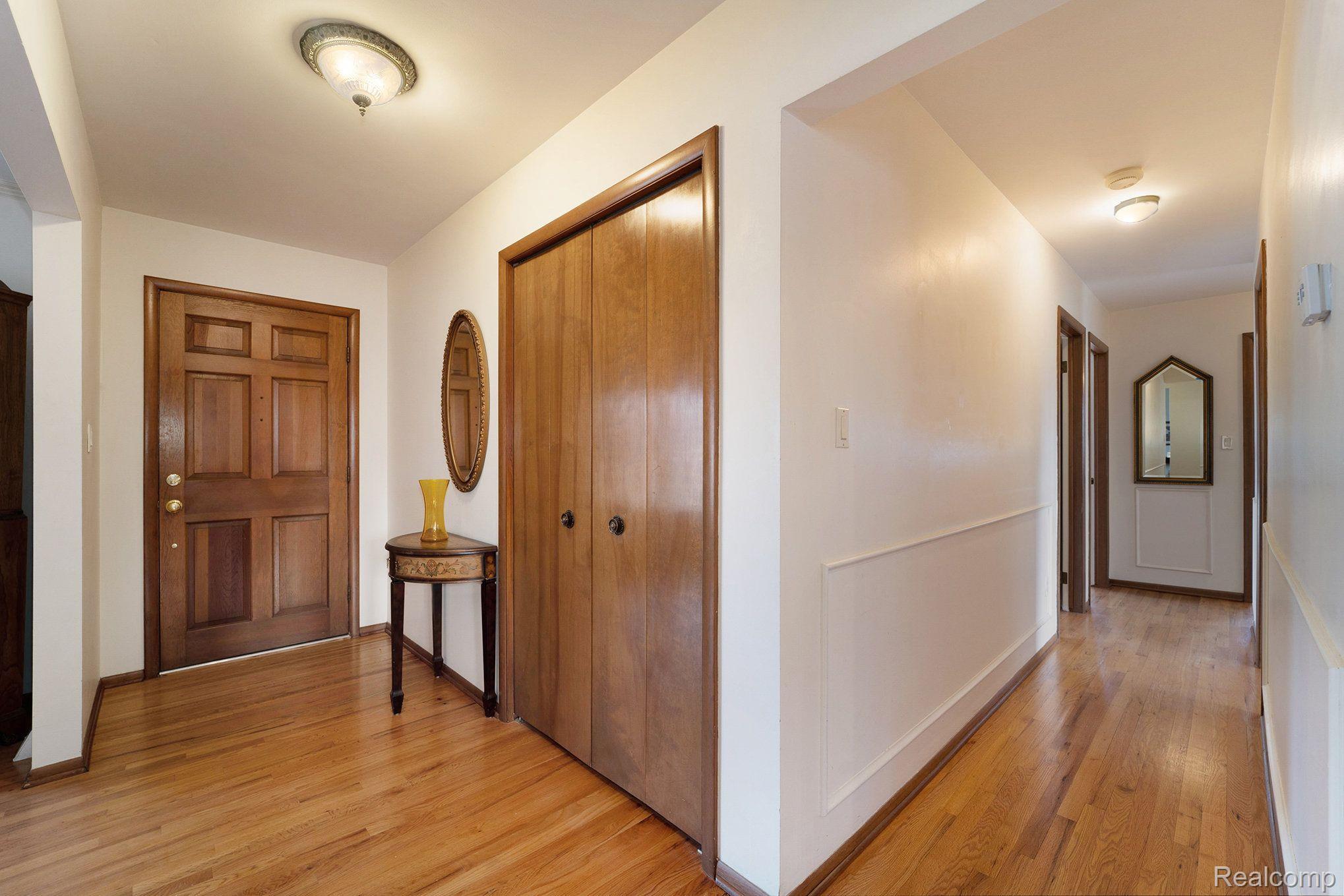 4275 E NEWLAND Drive