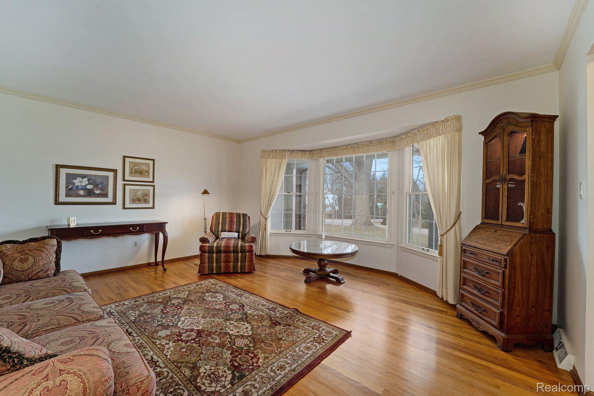 4275 E NEWLAND Drive