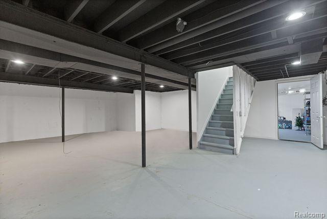 46472 SPRINGWOOD Drive