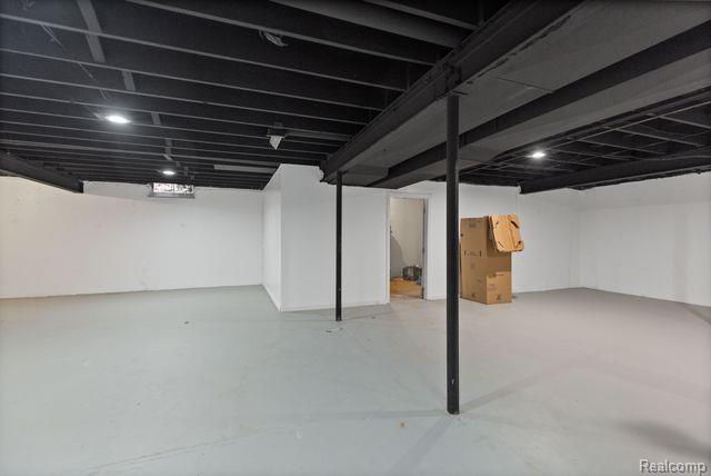 46472 SPRINGWOOD Drive