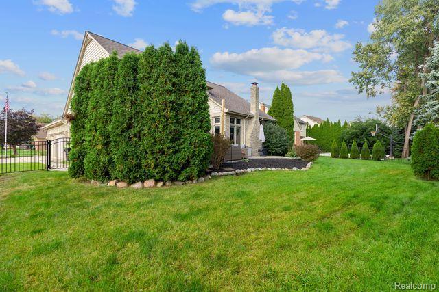 46472 SPRINGWOOD Drive