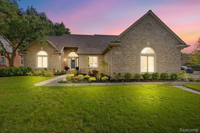 46472 SPRINGWOOD Drive