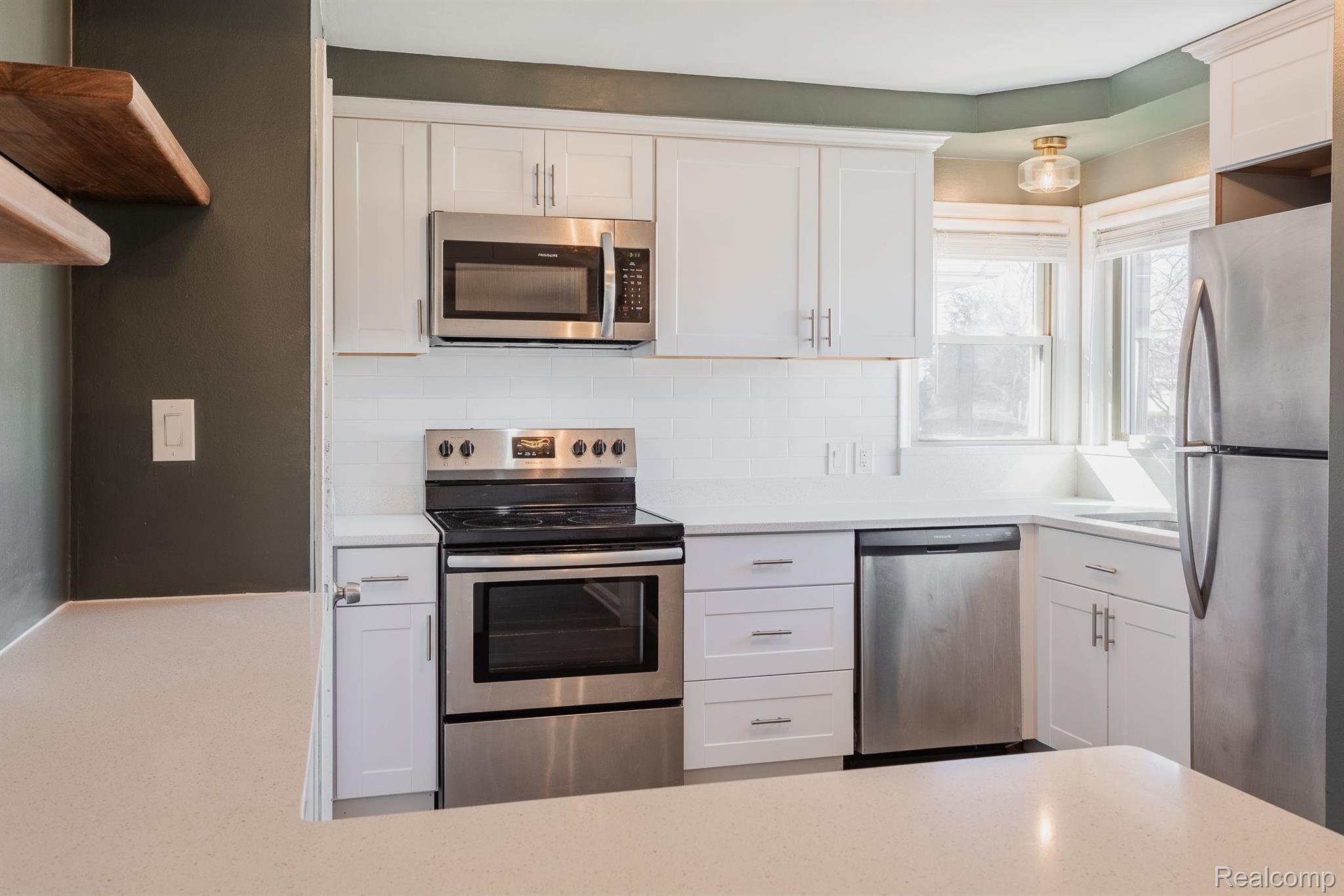 12931 OAK PARK Boulevard