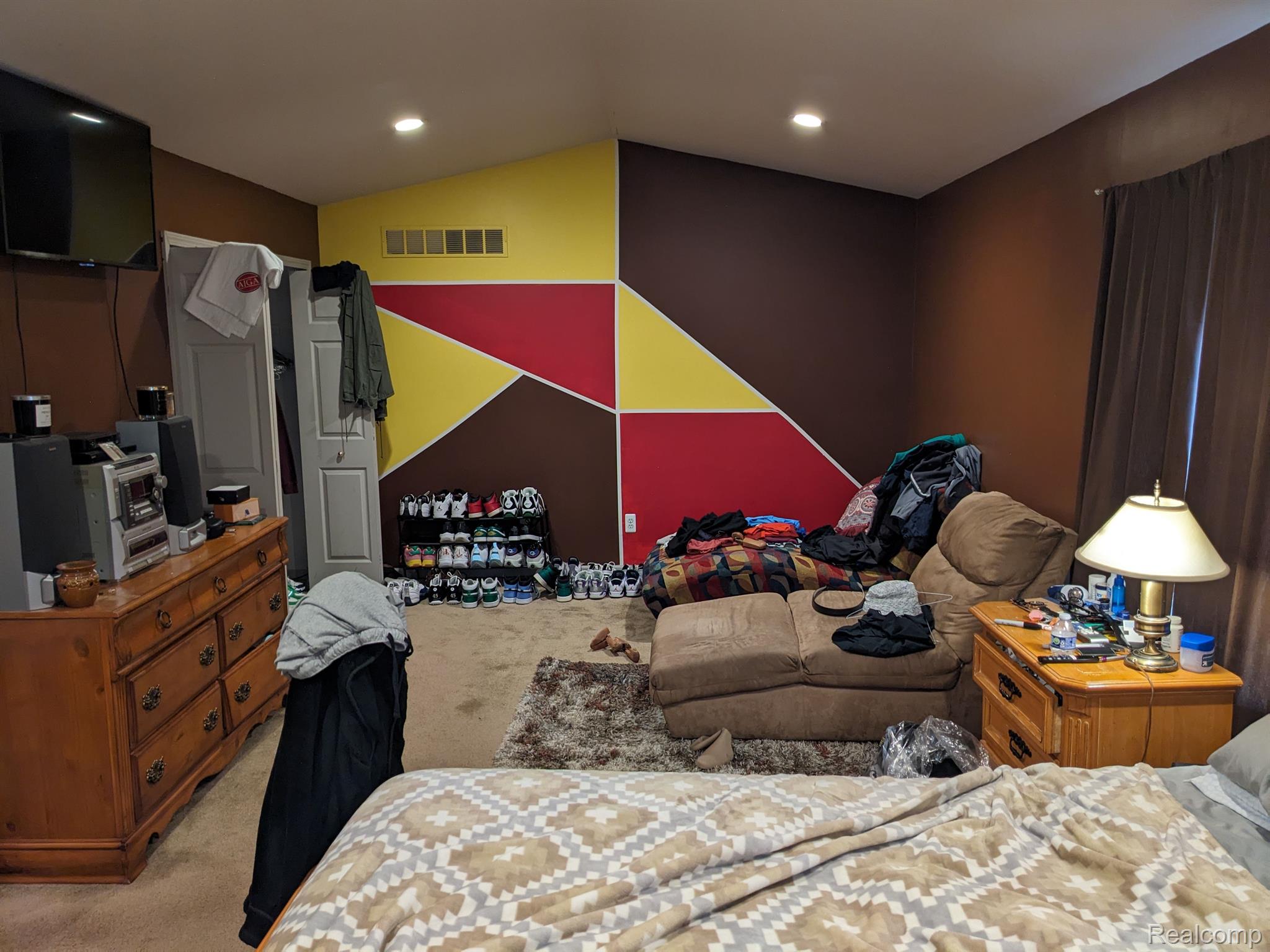 24121 LATHRUP Boulevard