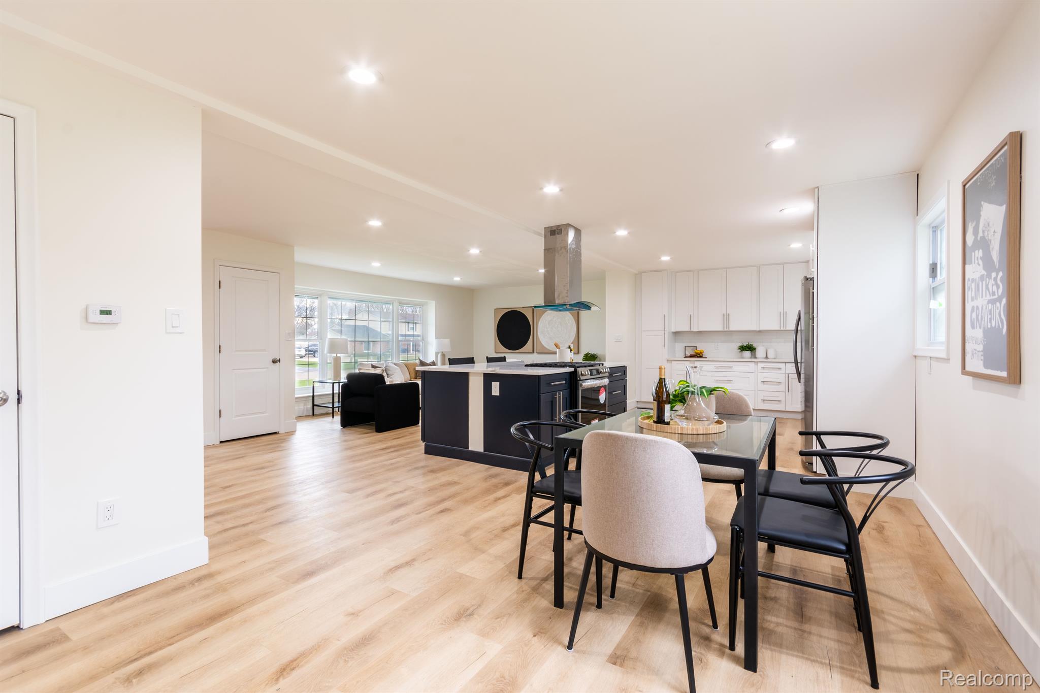 4086 WHITEBIRCH Drive