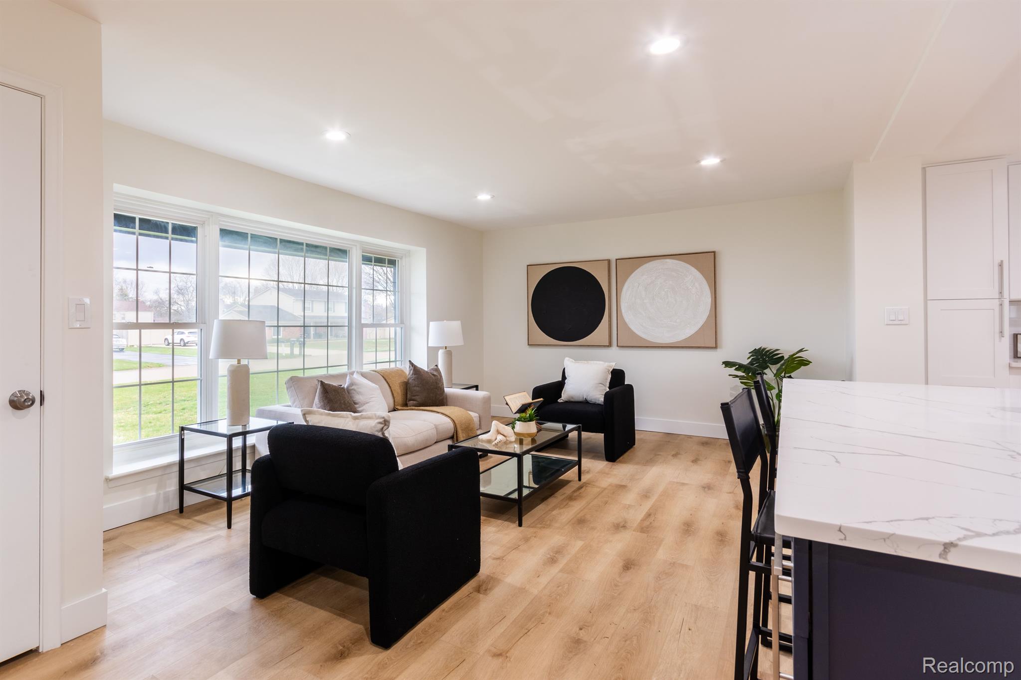 4086 WHITEBIRCH Drive