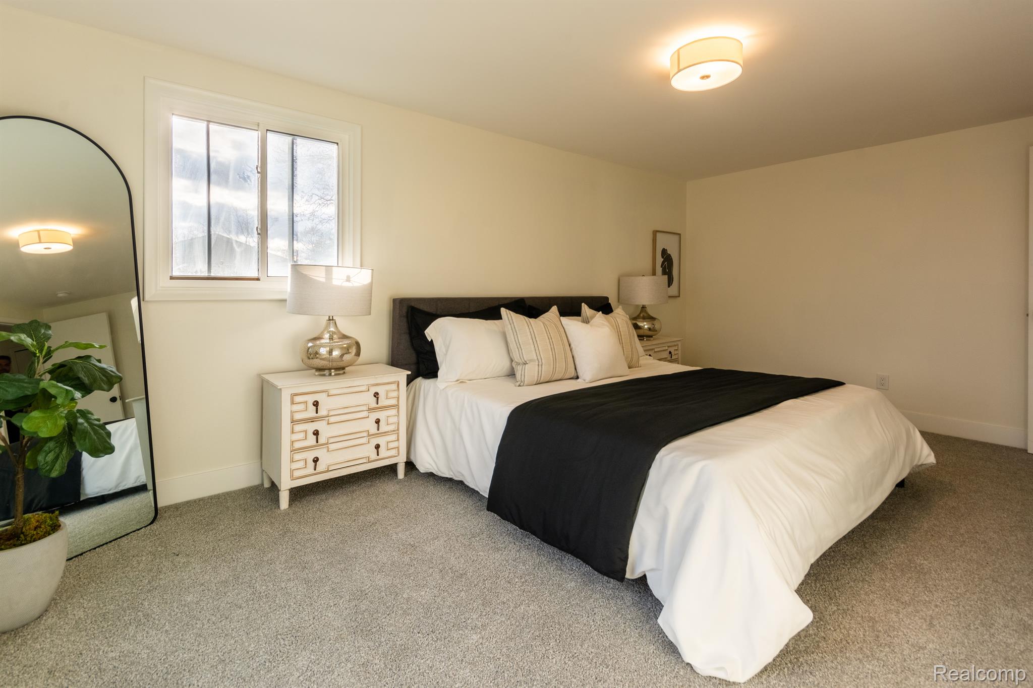 4086 WHITEBIRCH Drive