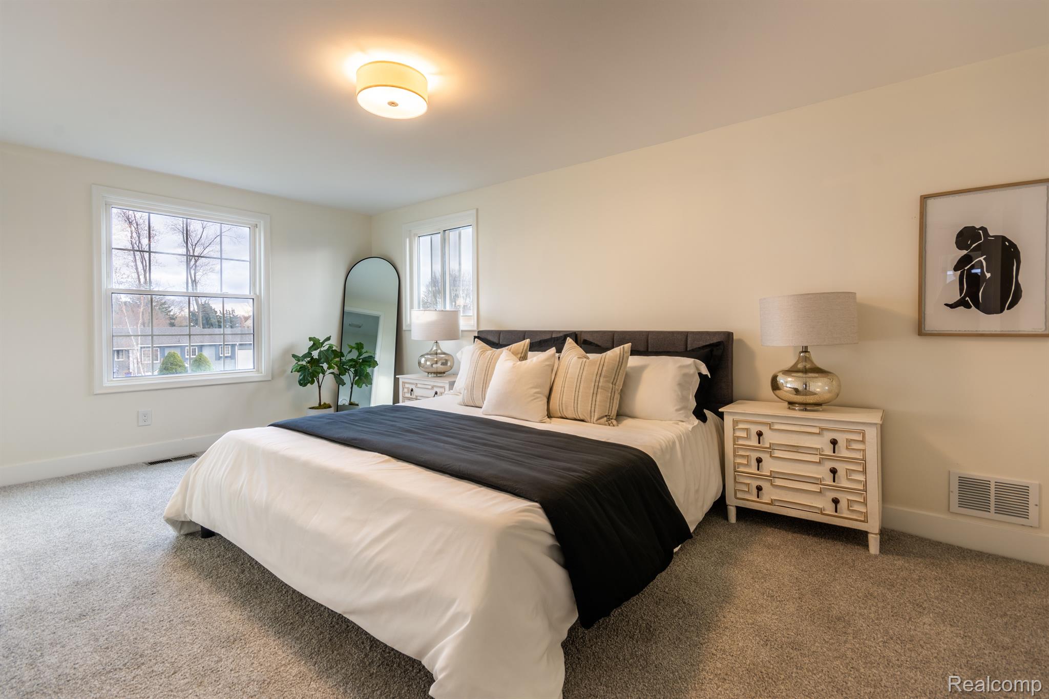 4086 WHITEBIRCH Drive