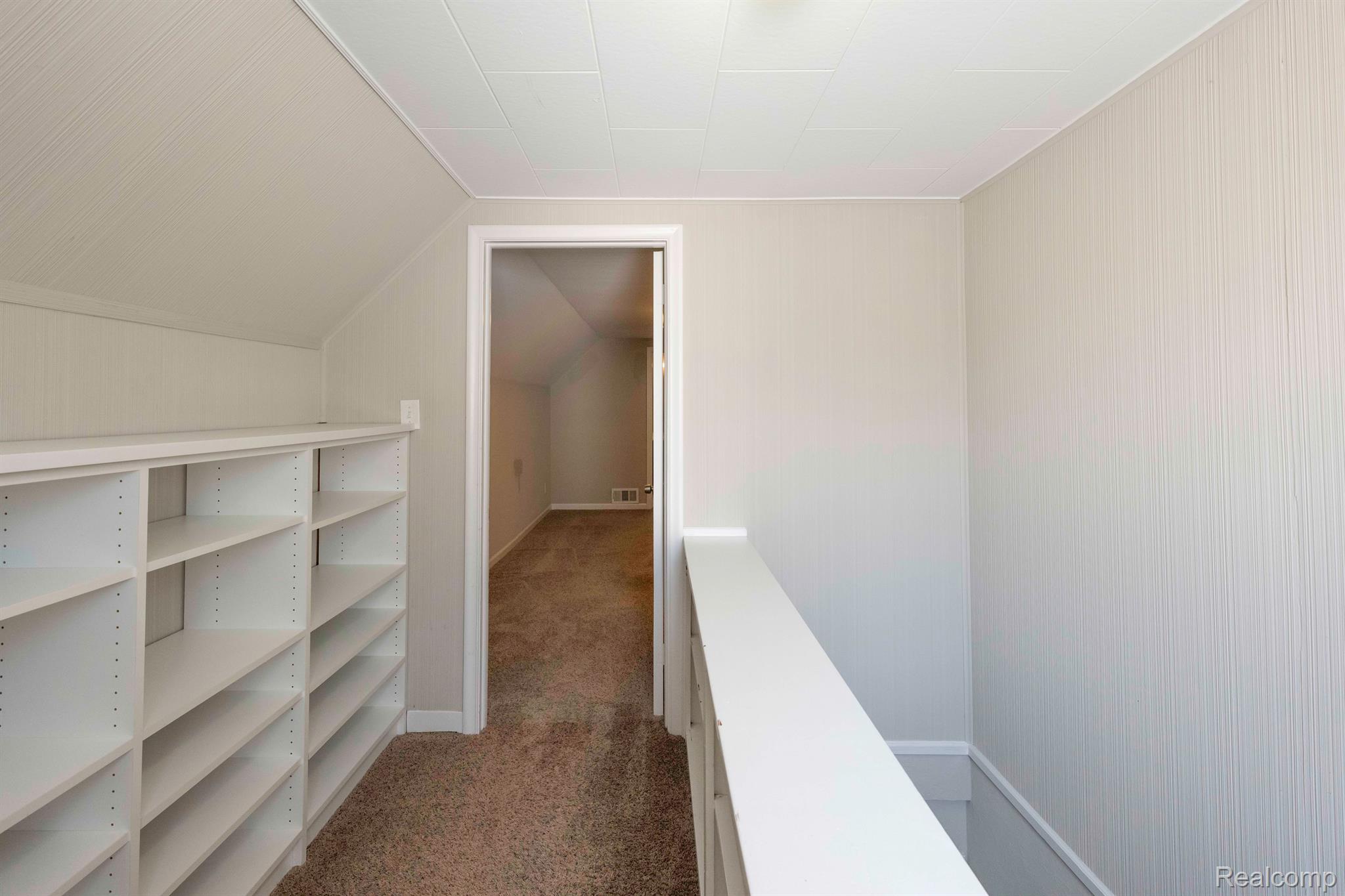 3012 GRIFFITH Avenue