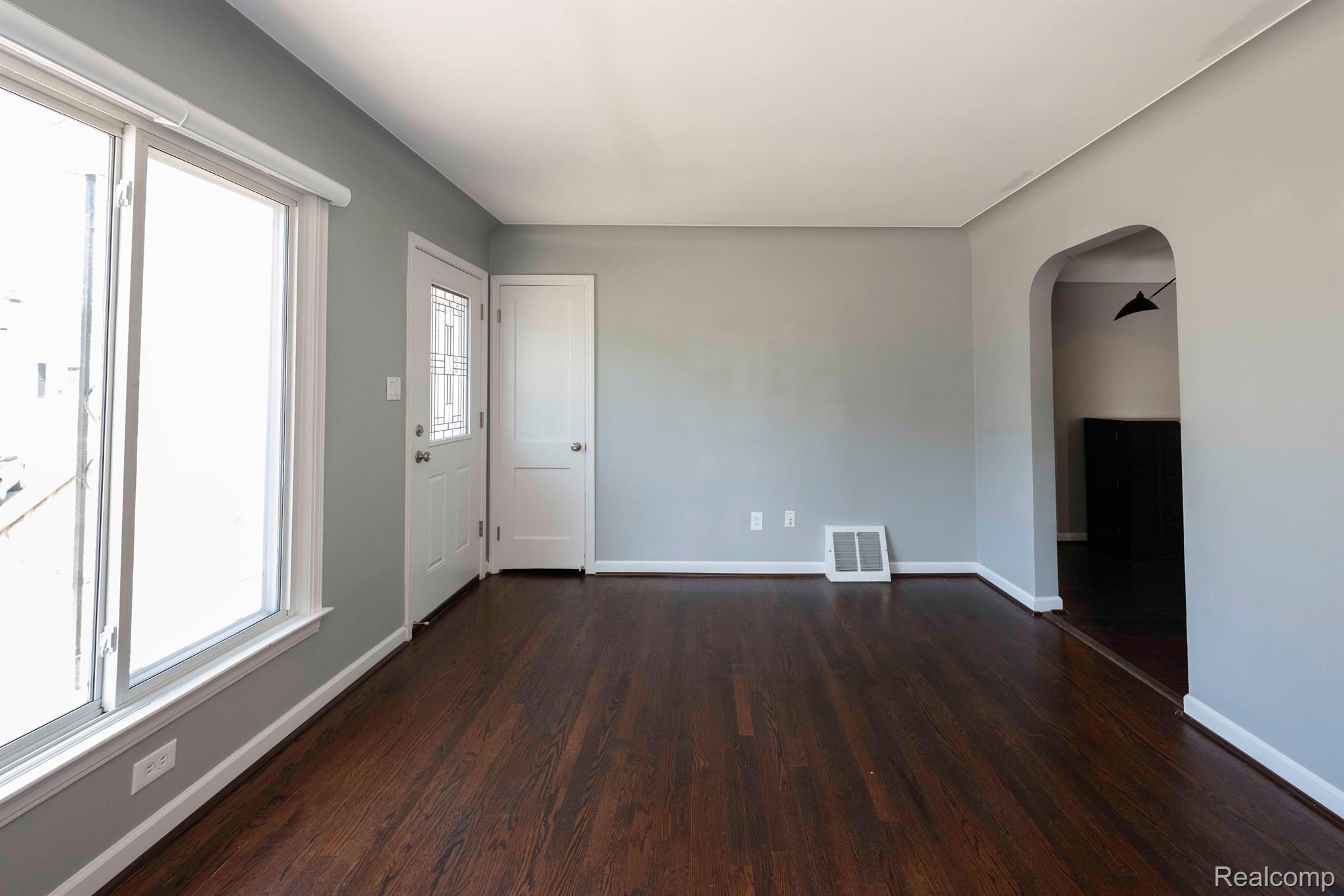 3012 GRIFFITH Avenue