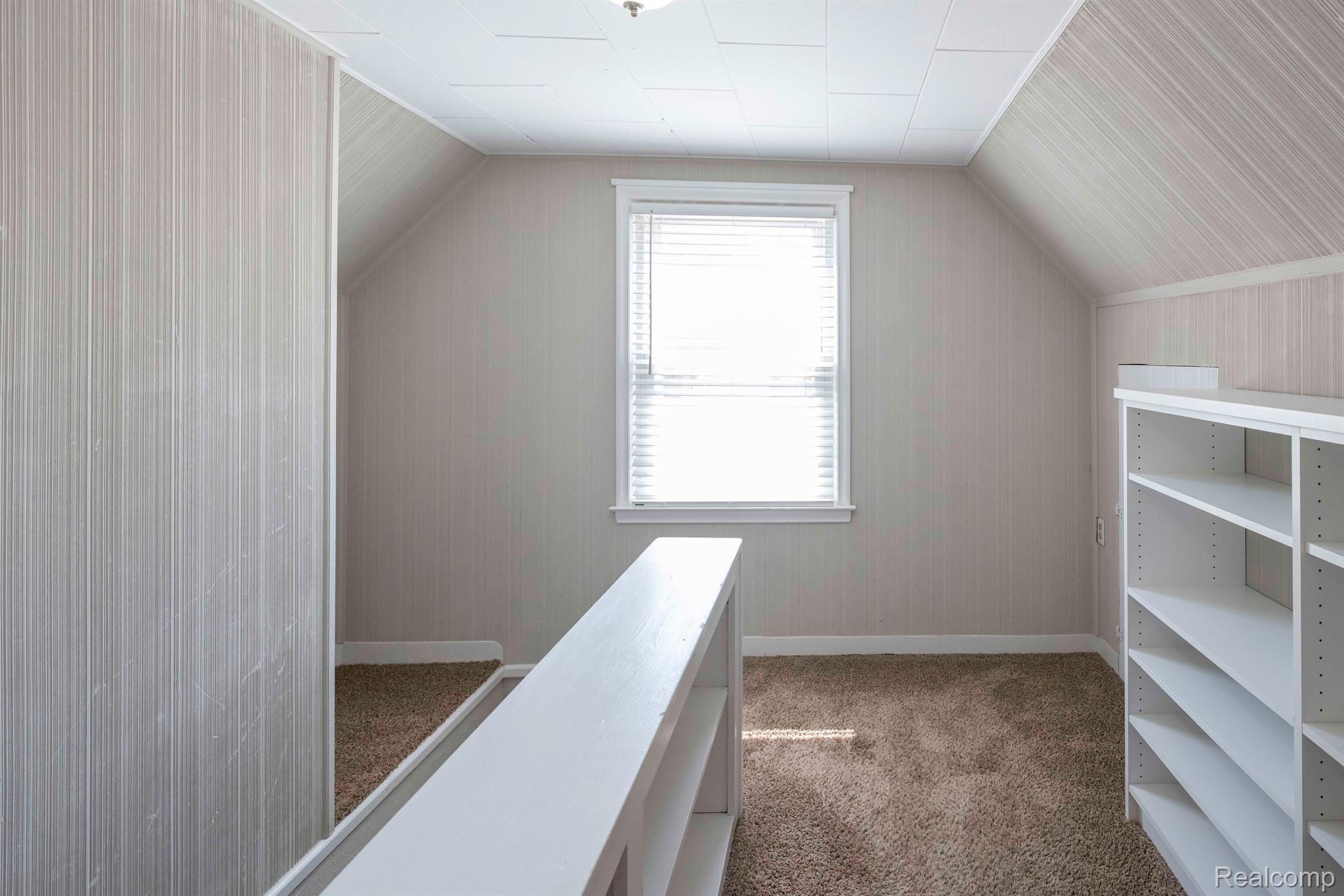 3012 GRIFFITH Avenue