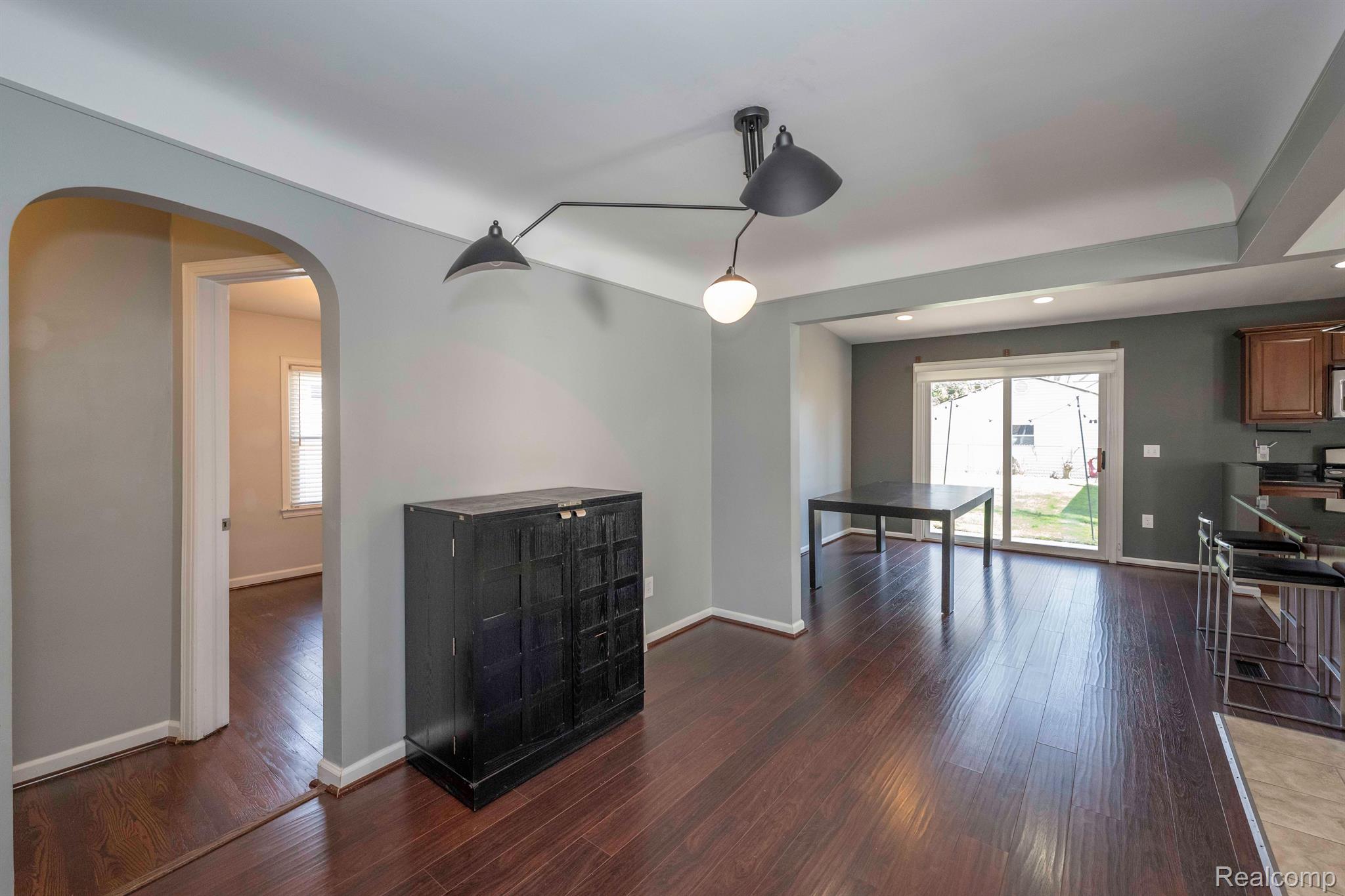 3012 GRIFFITH Avenue