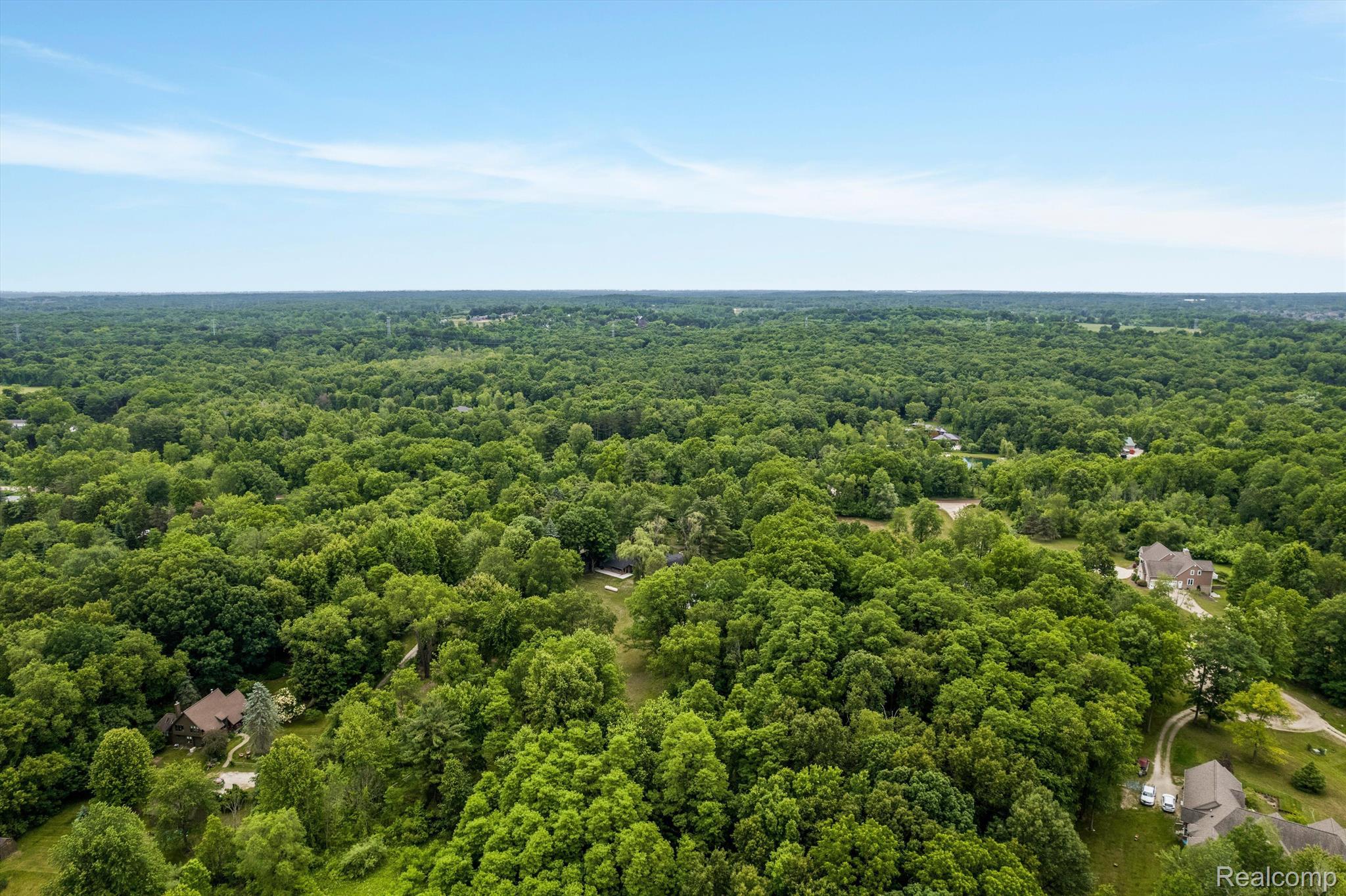 1765 E PREDMORE Road