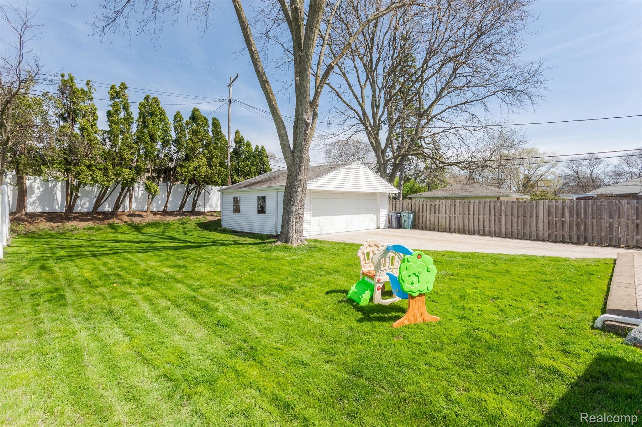 4130 SPRINGER Avenue