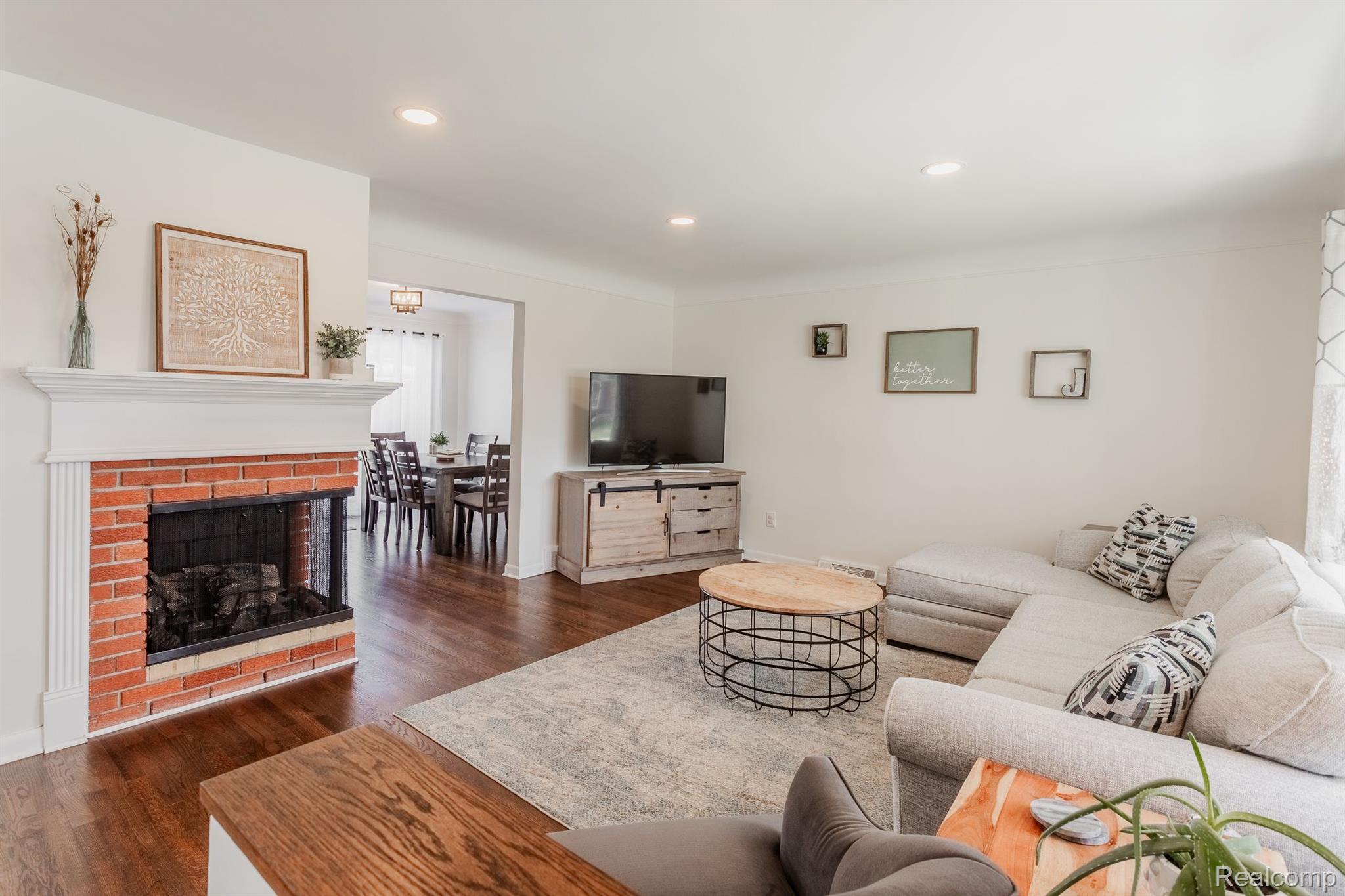 4130 SPRINGER Avenue