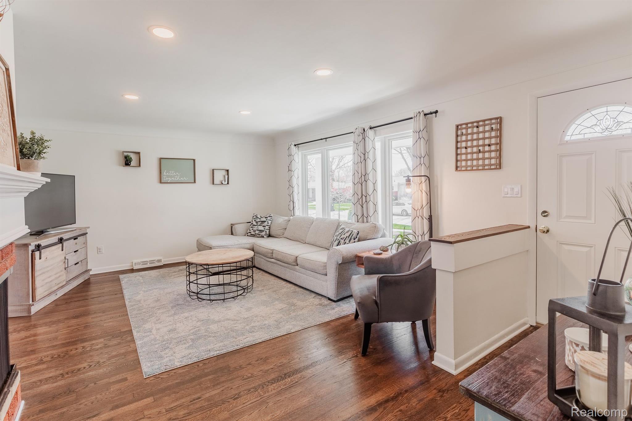 4130 SPRINGER Avenue