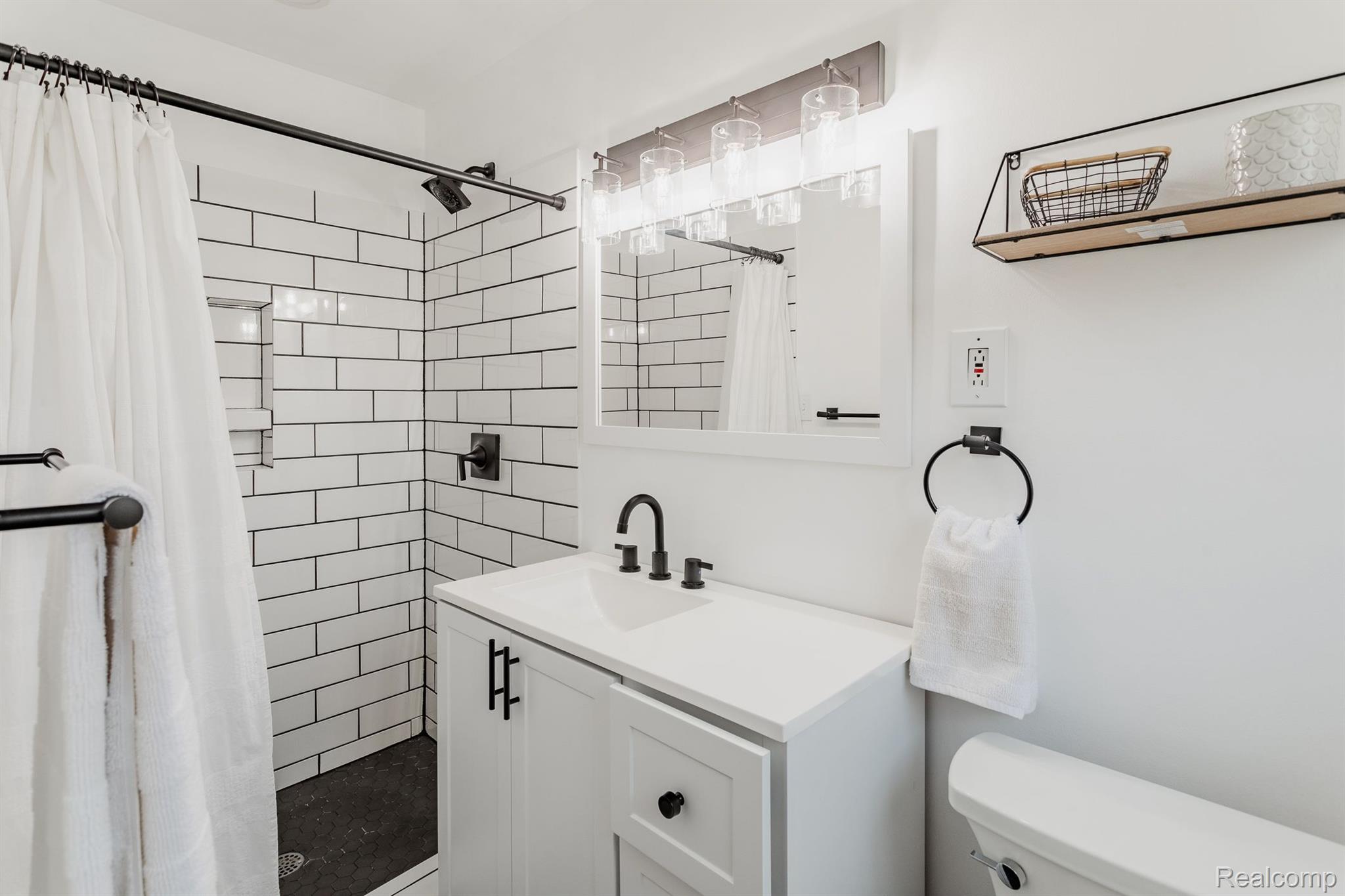 4130 SPRINGER Avenue