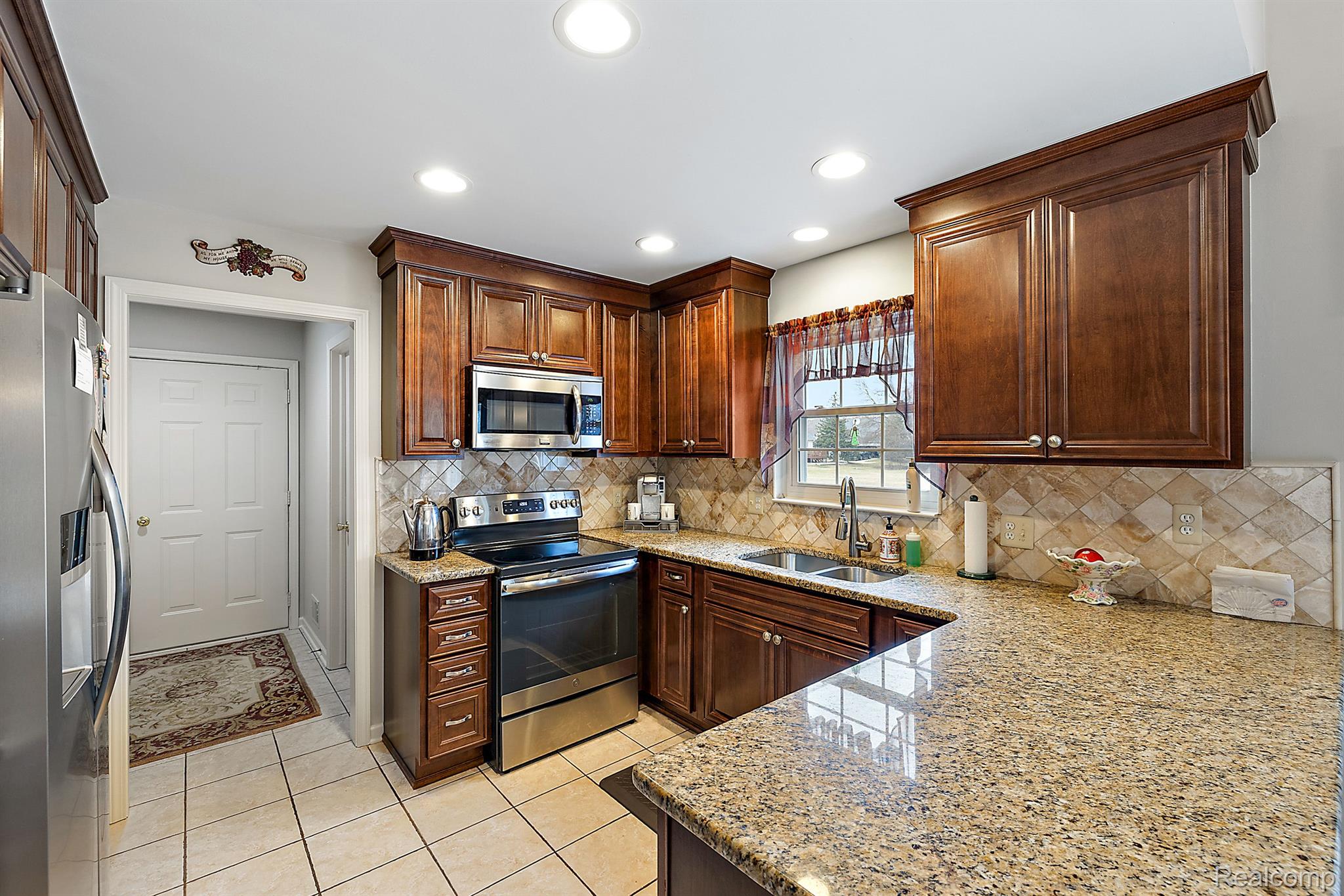 44374 MATHISON Drive