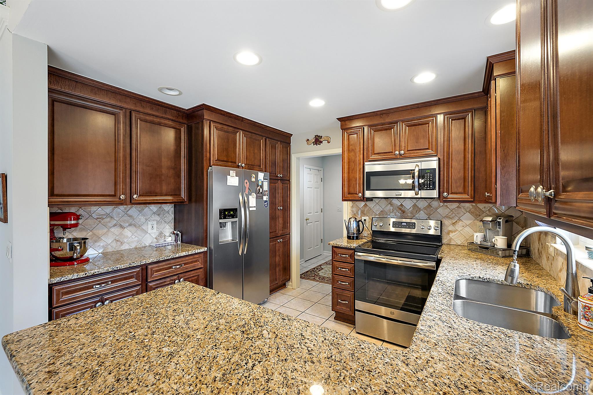 44374 MATHISON Drive