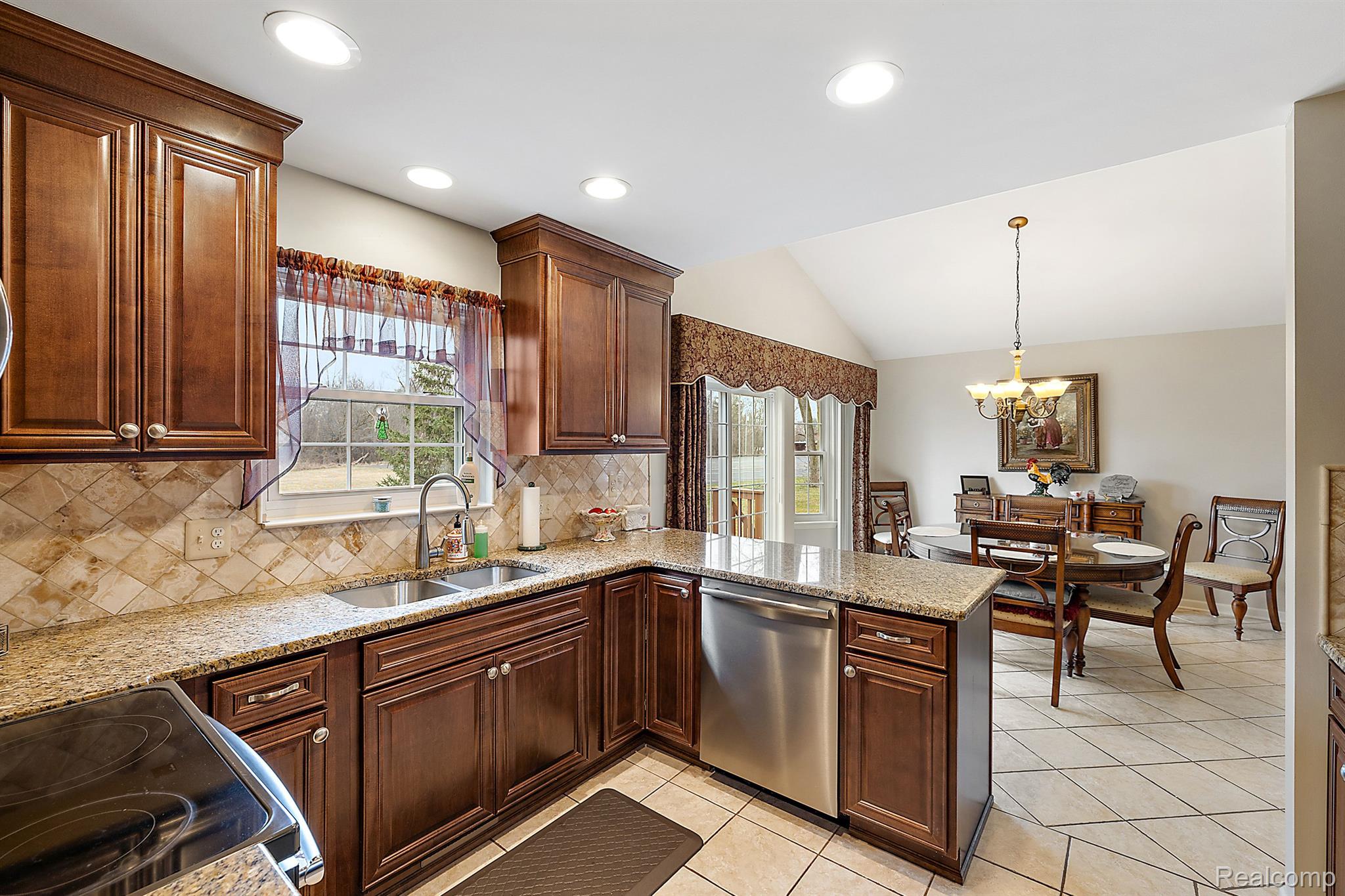 44374 MATHISON Drive