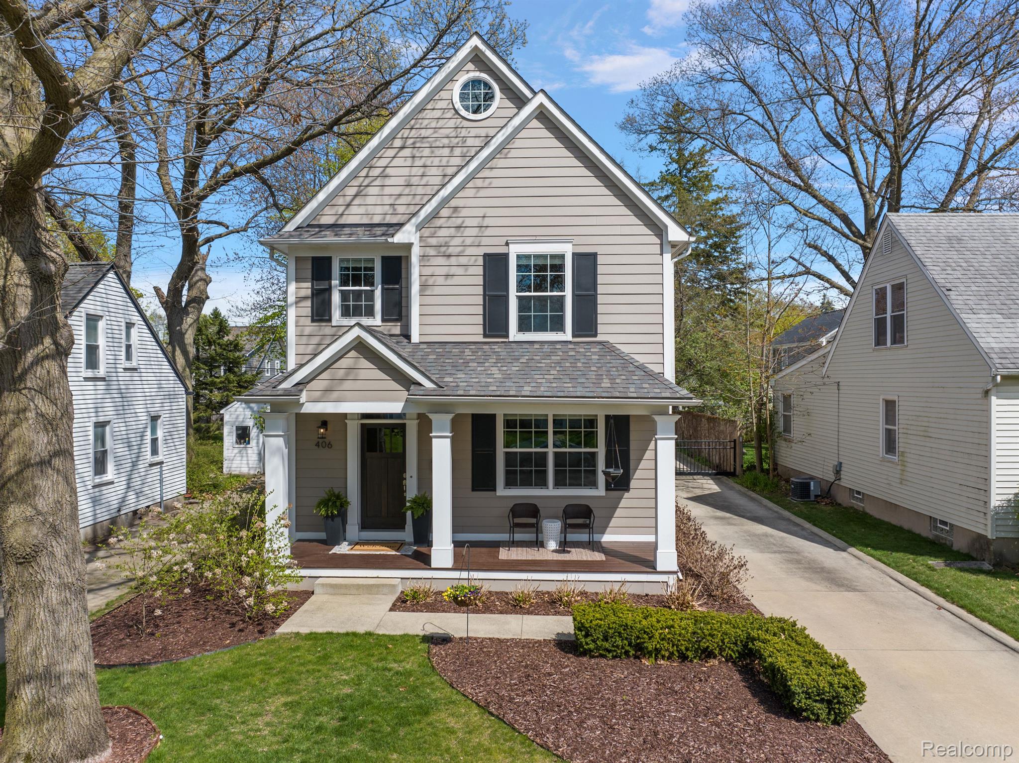 406 N ALTADENA Avenue