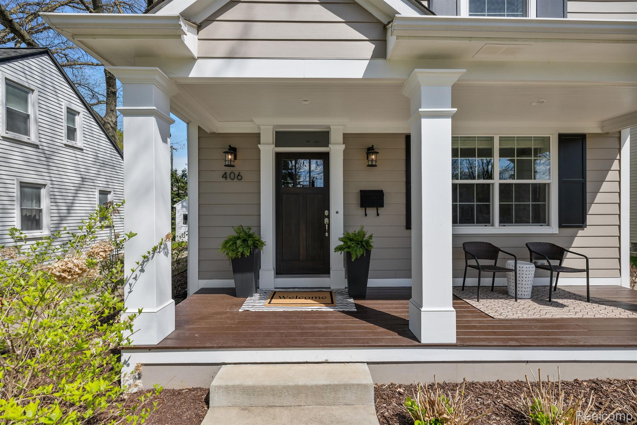 406 N ALTADENA Avenue