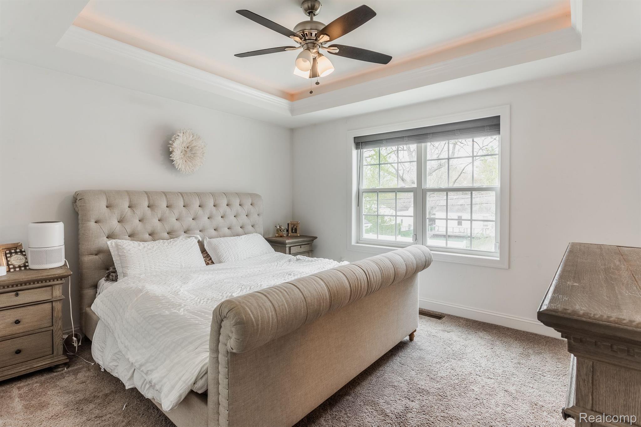 1686 BROWNING Street