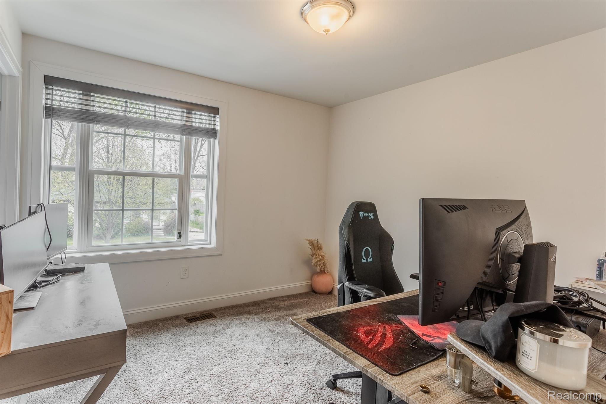 1686 BROWNING Street