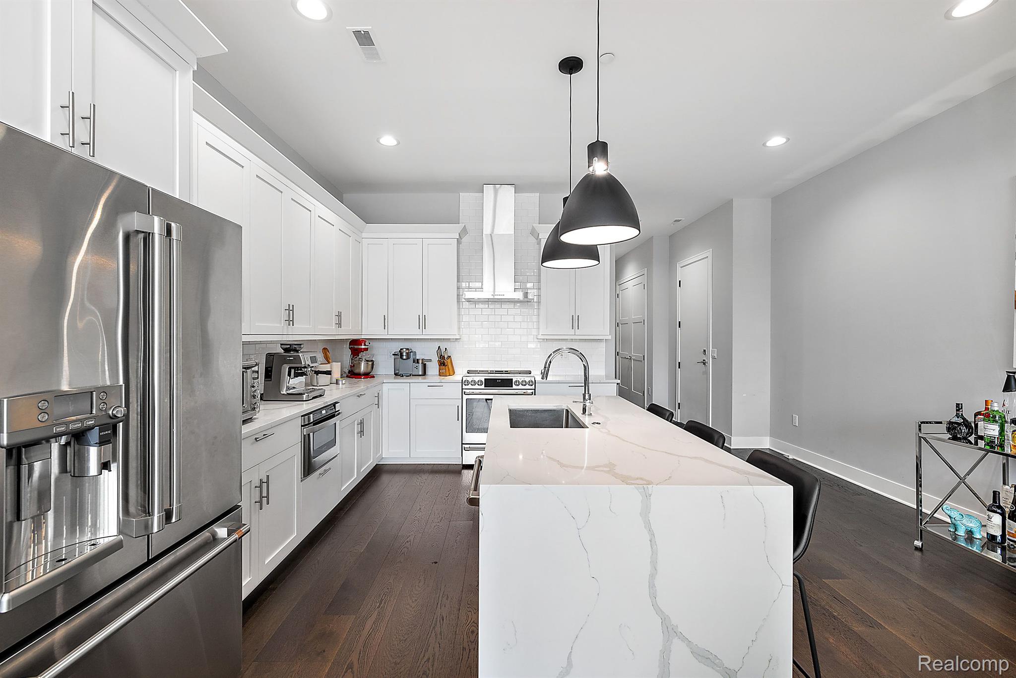 1021 S Washington Avenue B