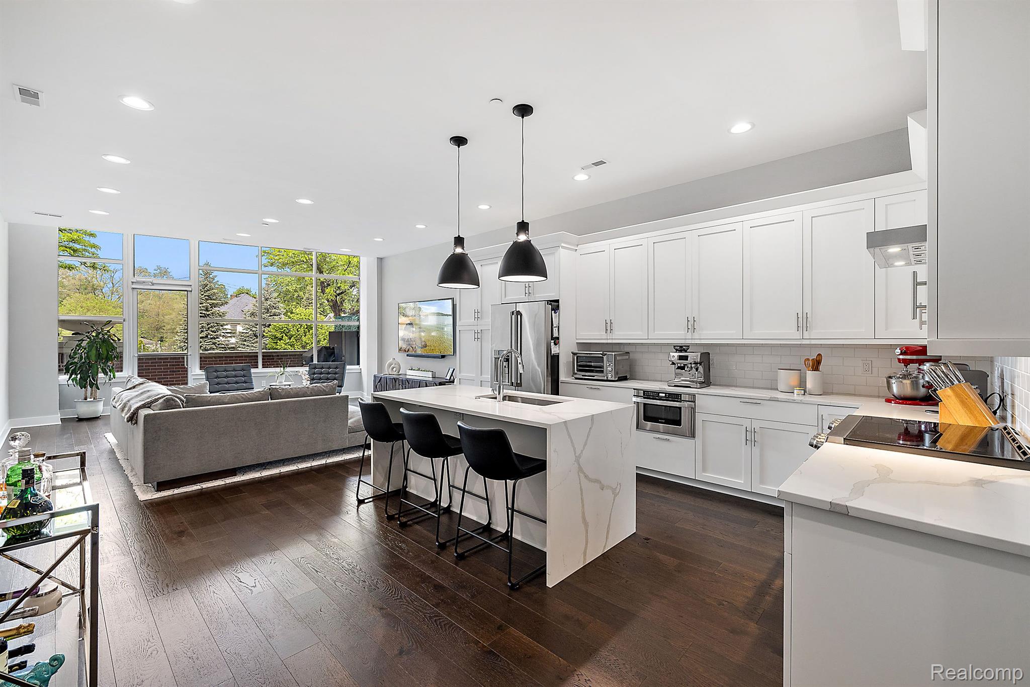 1021 S Washington Avenue B