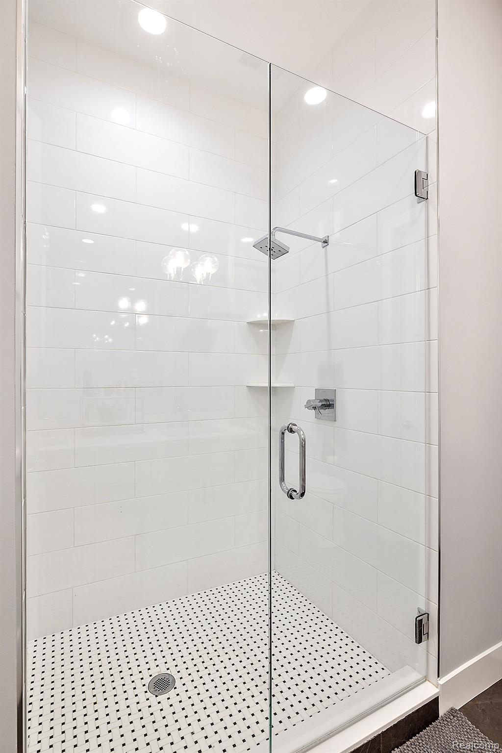 1021 S Washington Avenue B