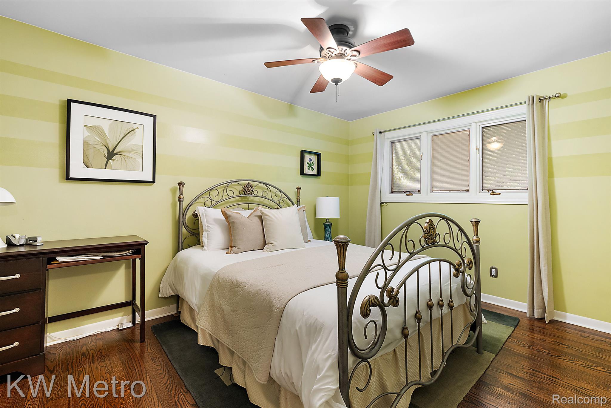 2140 AVONCREST Drive