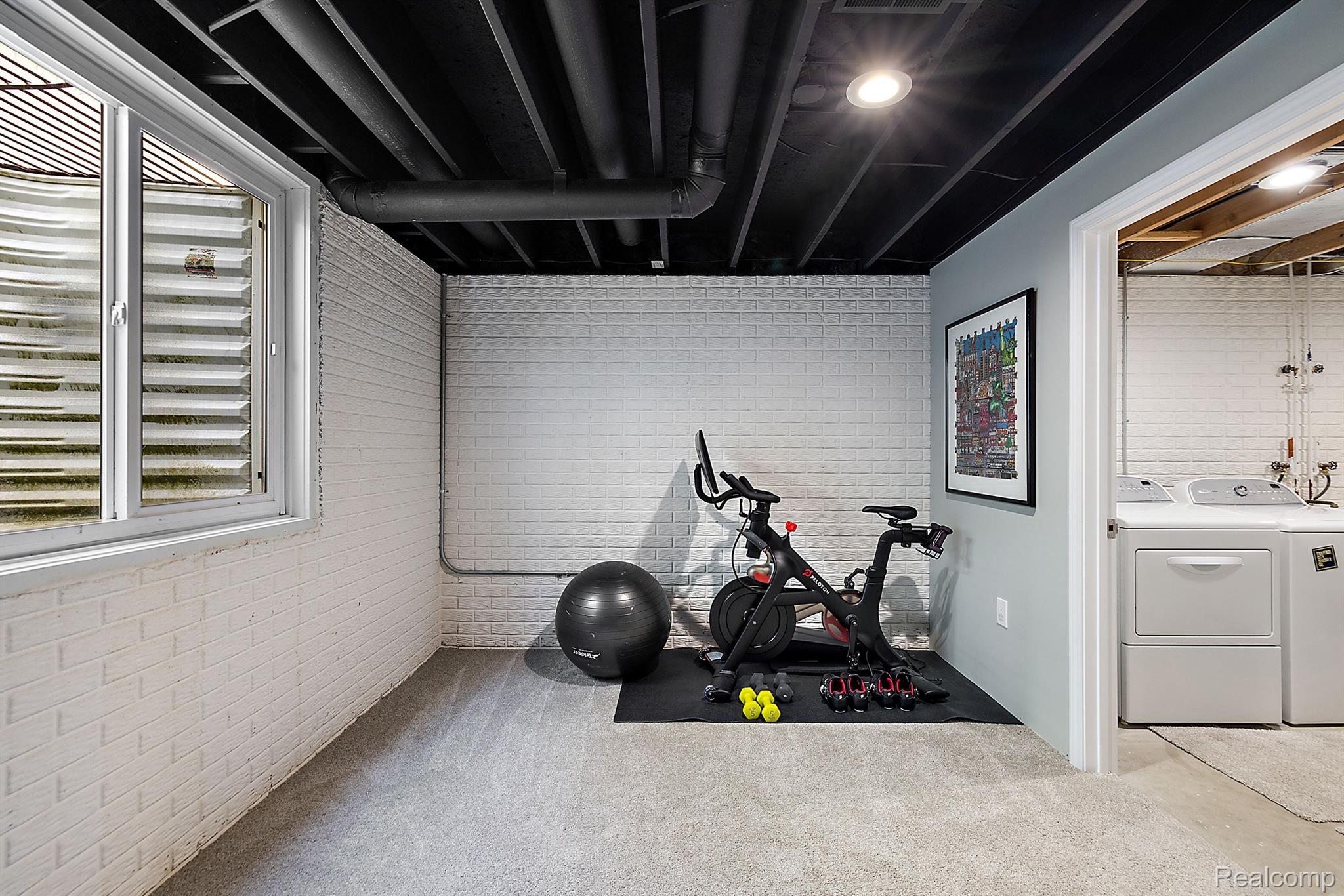 3974 BUCKINGHAM Avenue