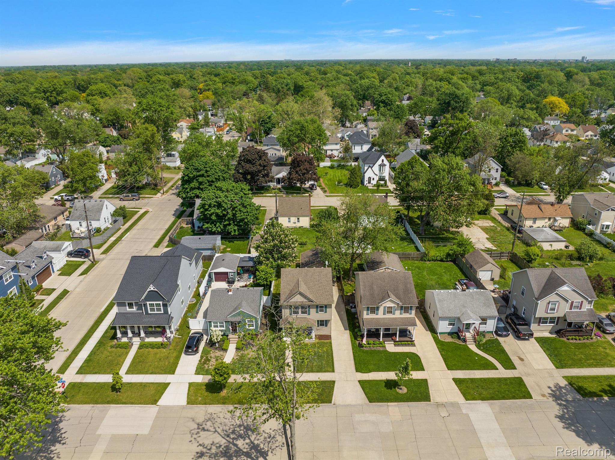 3974 BUCKINGHAM Avenue