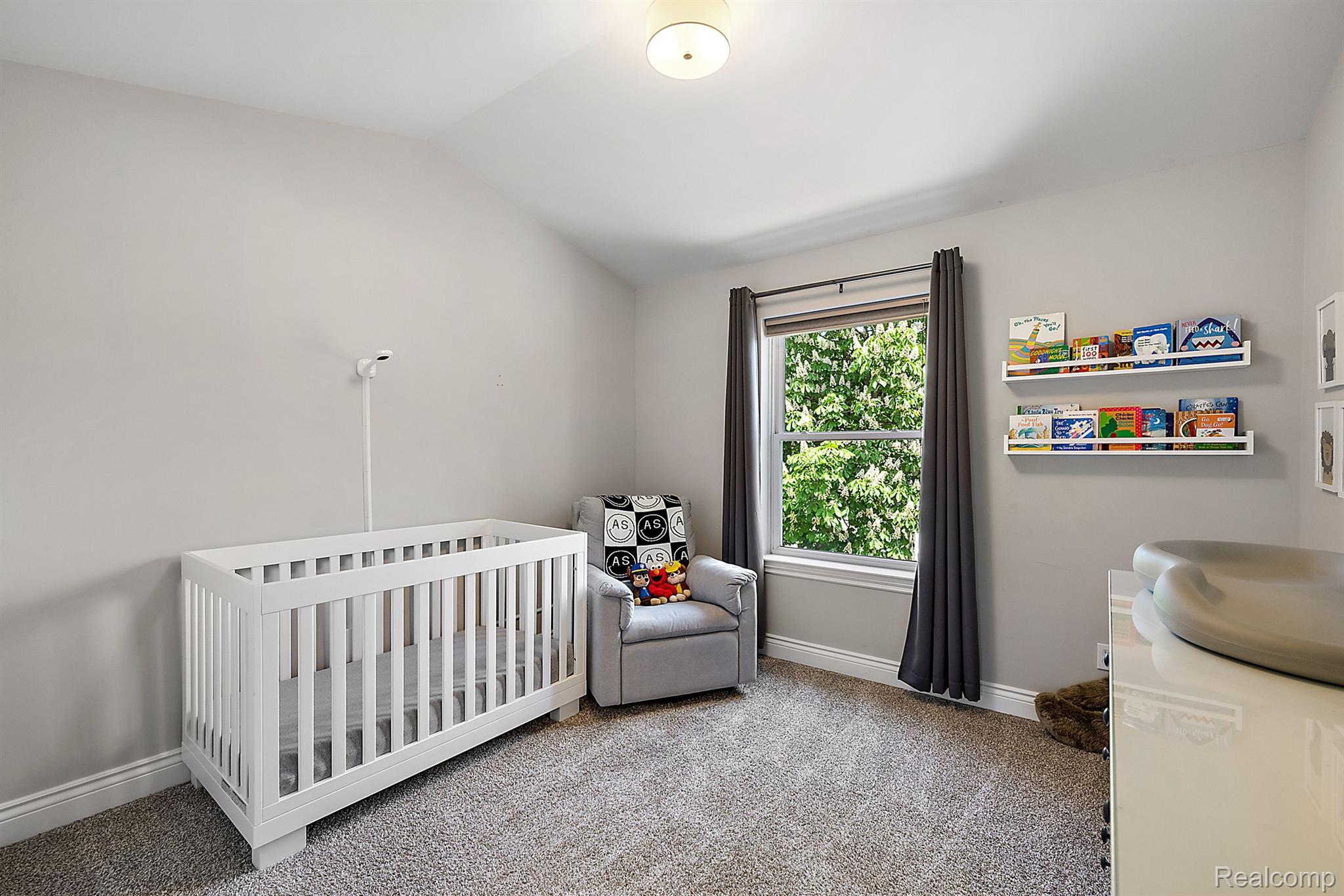 3974 BUCKINGHAM Avenue