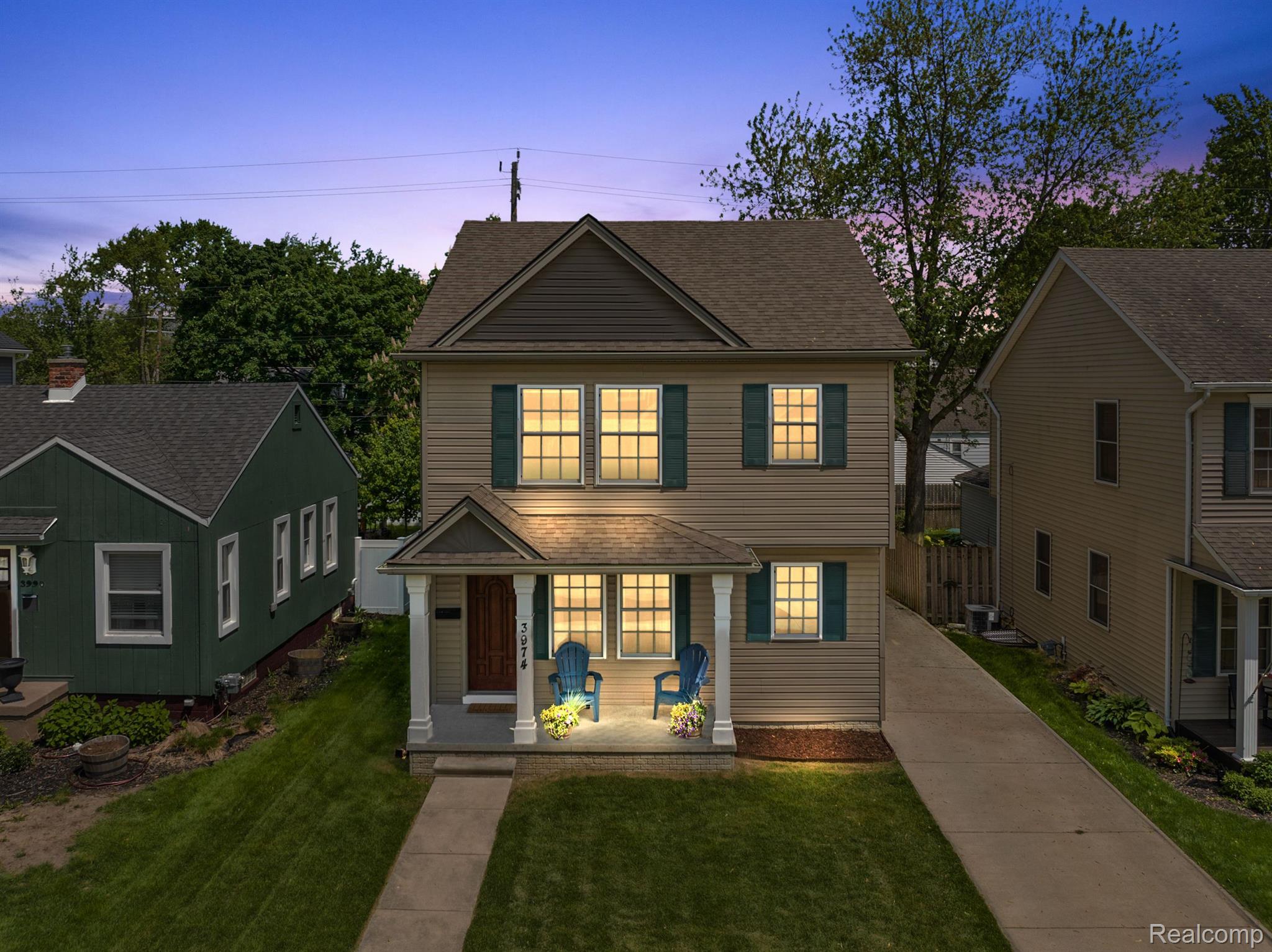 3974 BUCKINGHAM Avenue