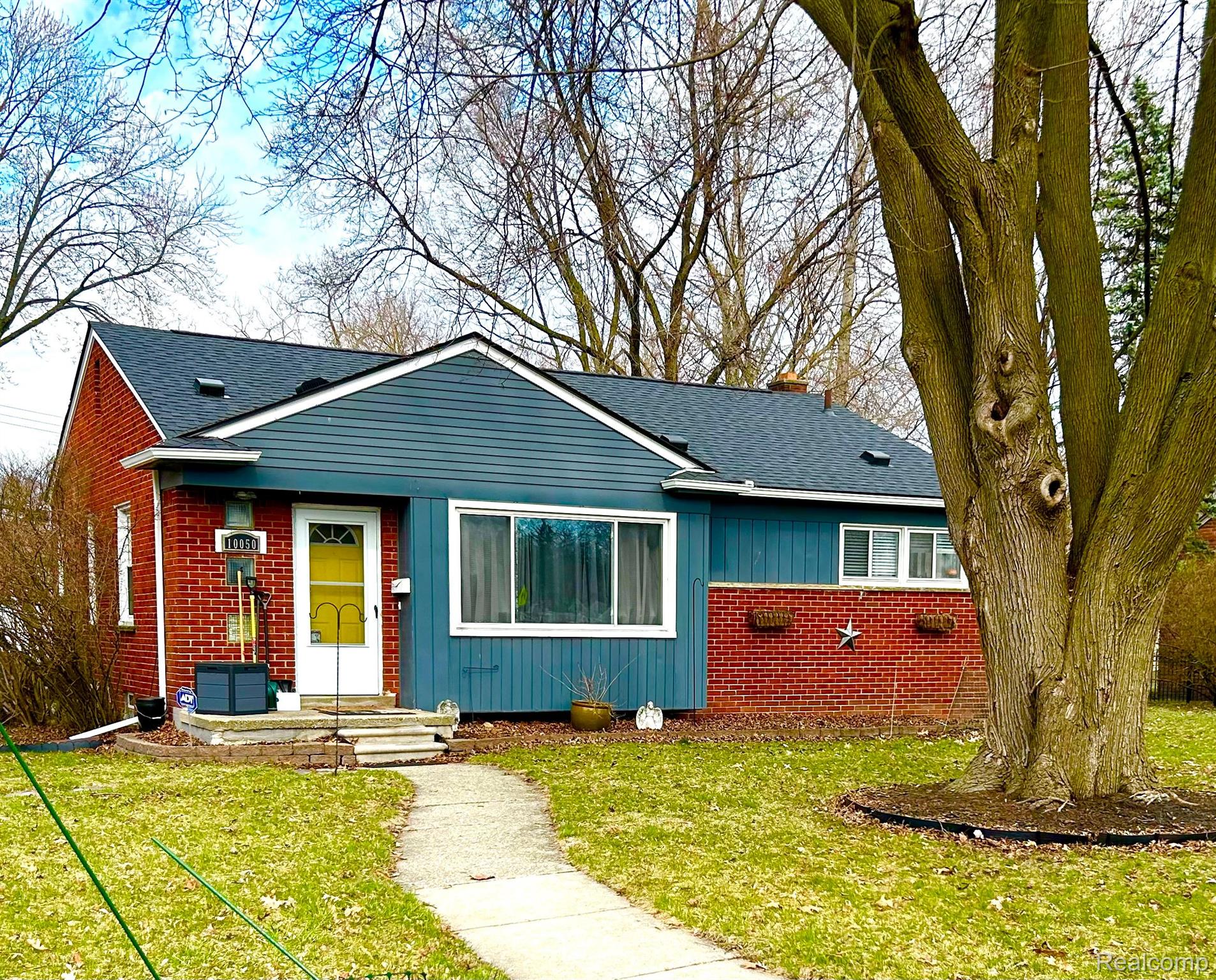 10050 OAK PARK Boulevard