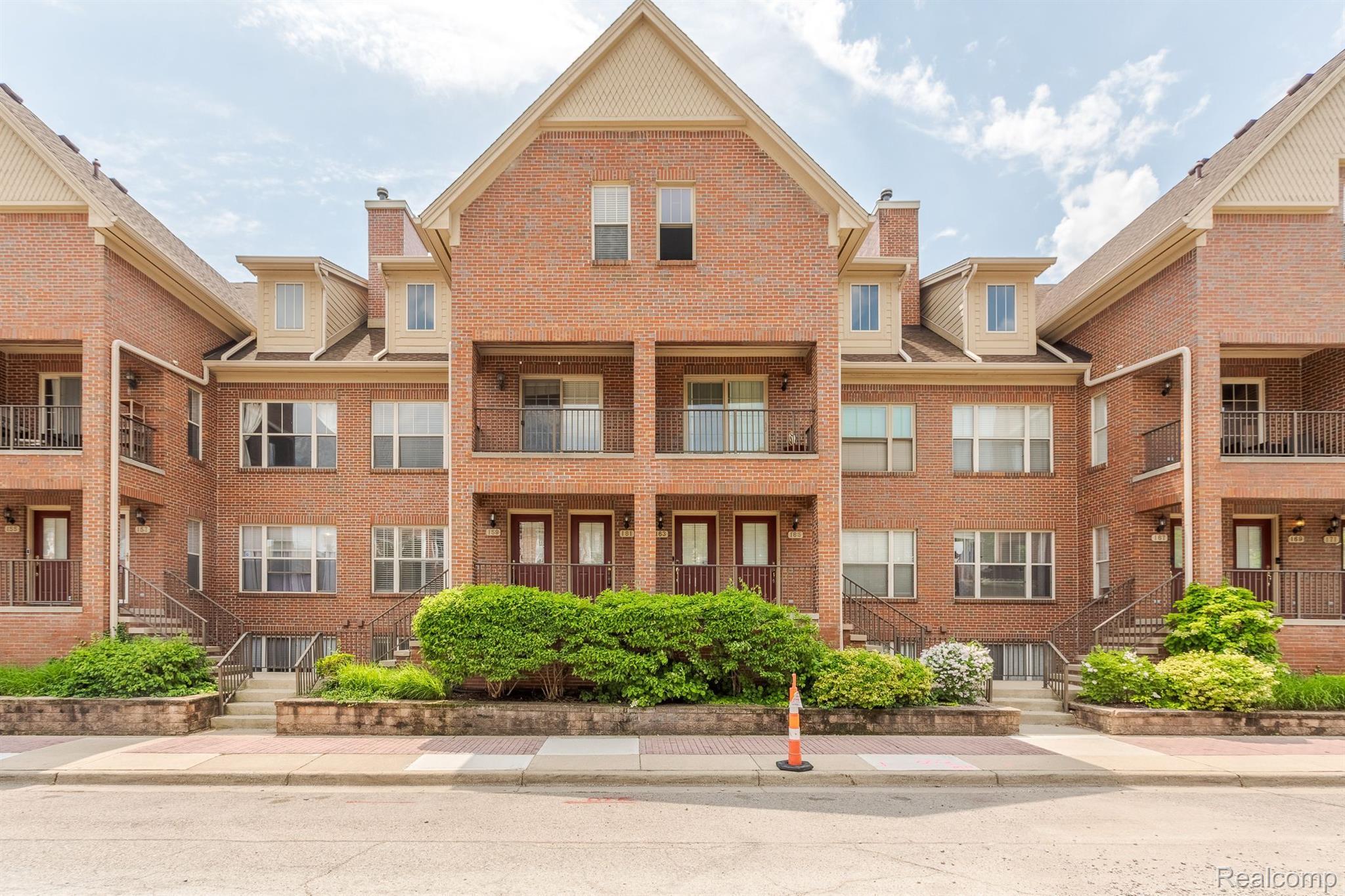 159 ALLENHURST Avenue